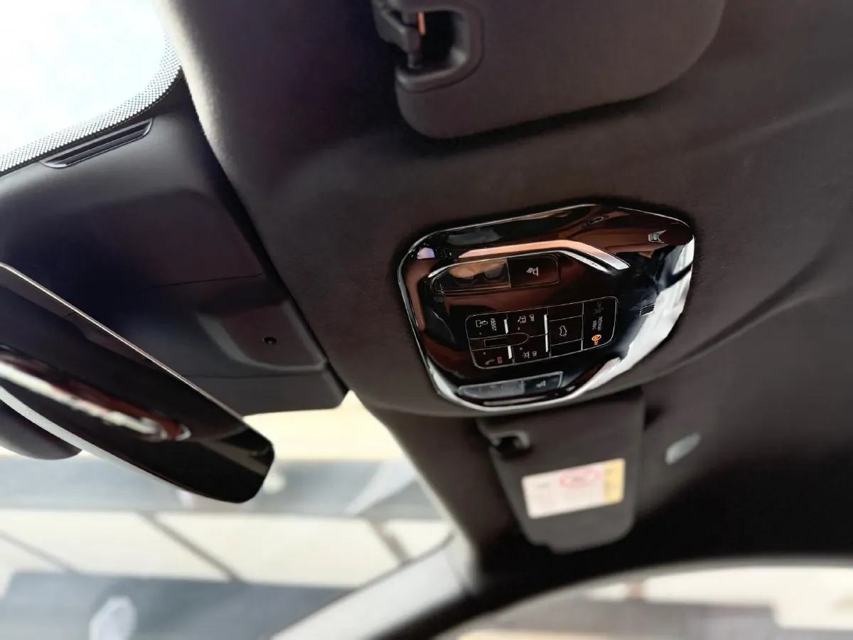 2023 Vulcanus Vulcanus 2.0T 211HP L4 9AT,autocango,china used car exporter,china ev exporter,chinese used car exporter,chinese used ev exporter