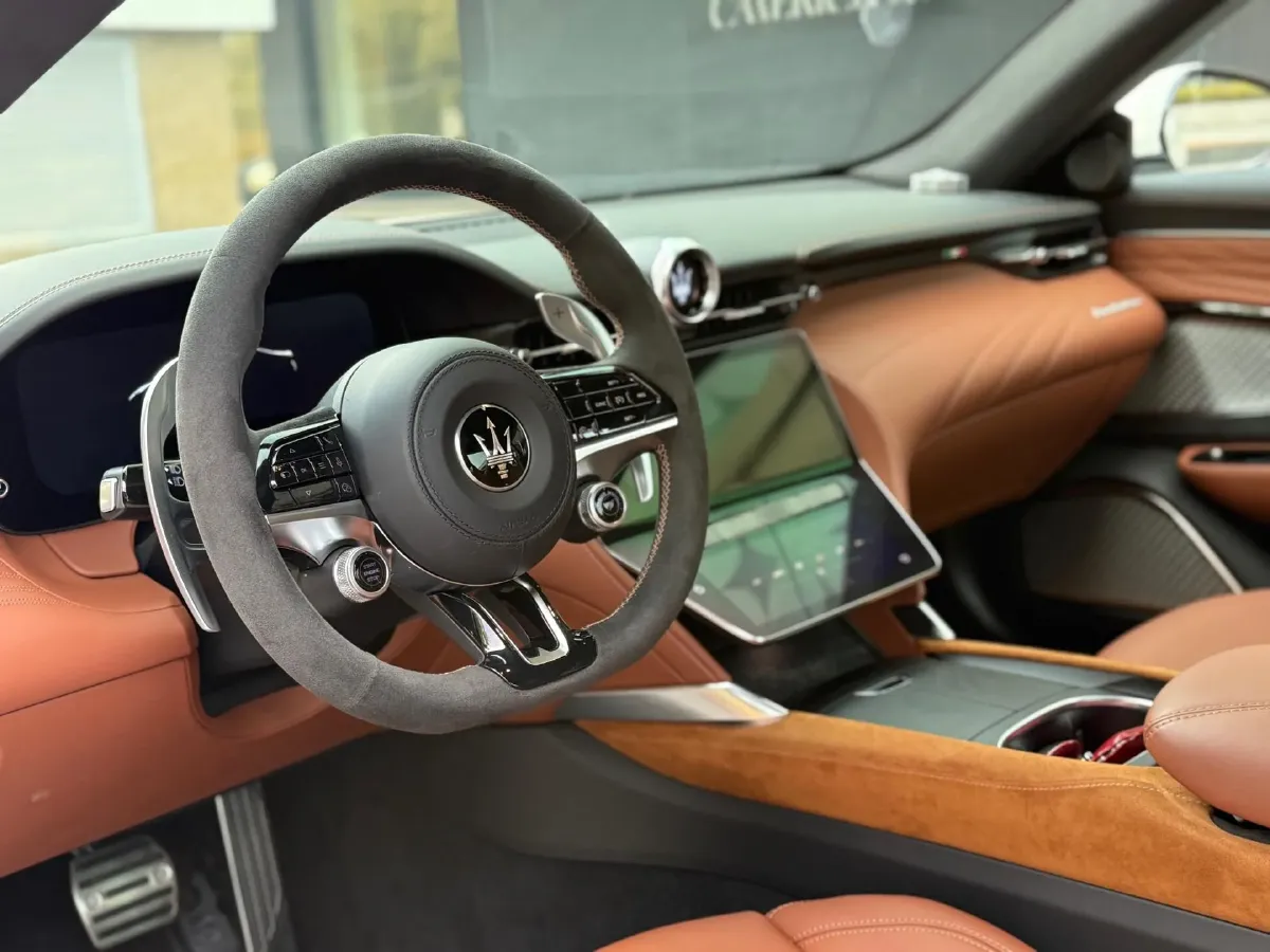 2023 Vulcanus Vulcanus 2.0T 211HP L4 9AT,autocango,china used car exporter,china ev exporter,chinese used car exporter,chinese used ev exporter