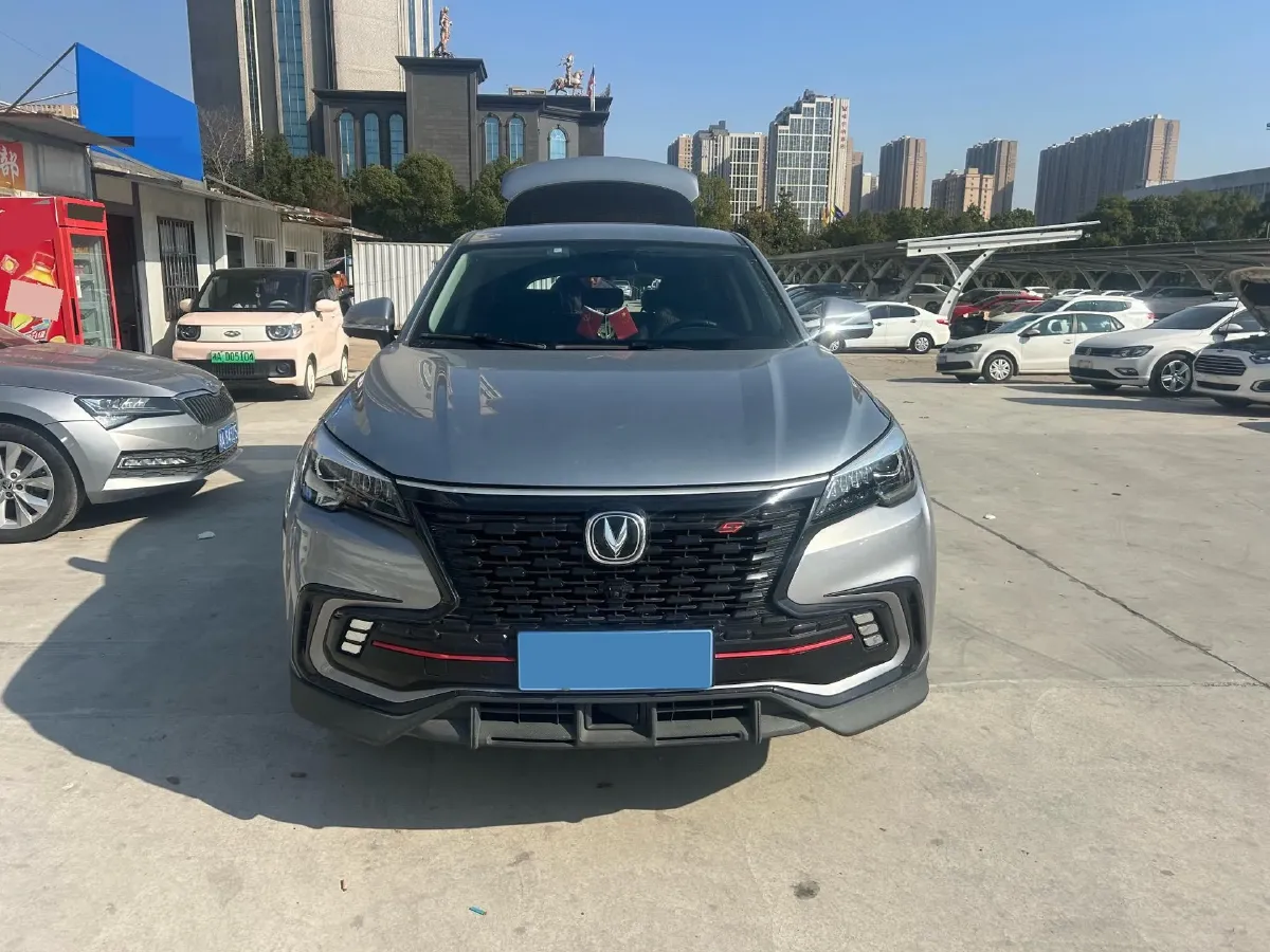 2023 ChangAn CS85 Coupe 1.5T 188HP L4 7DCT,autocango,china used car exporter,china ev exporter,chinese used car exporter,chinese used ev exporter