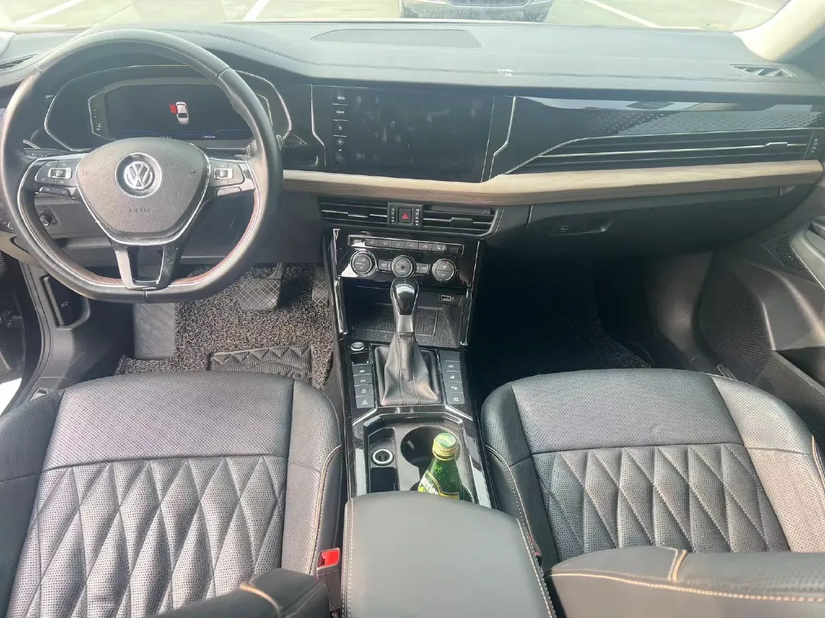 2019 Ford Taurus 2.0T 245HP L4 8AT,autocango,china used car exporter,china ev exporter,chinese used car exporter,chinese used ev exporter