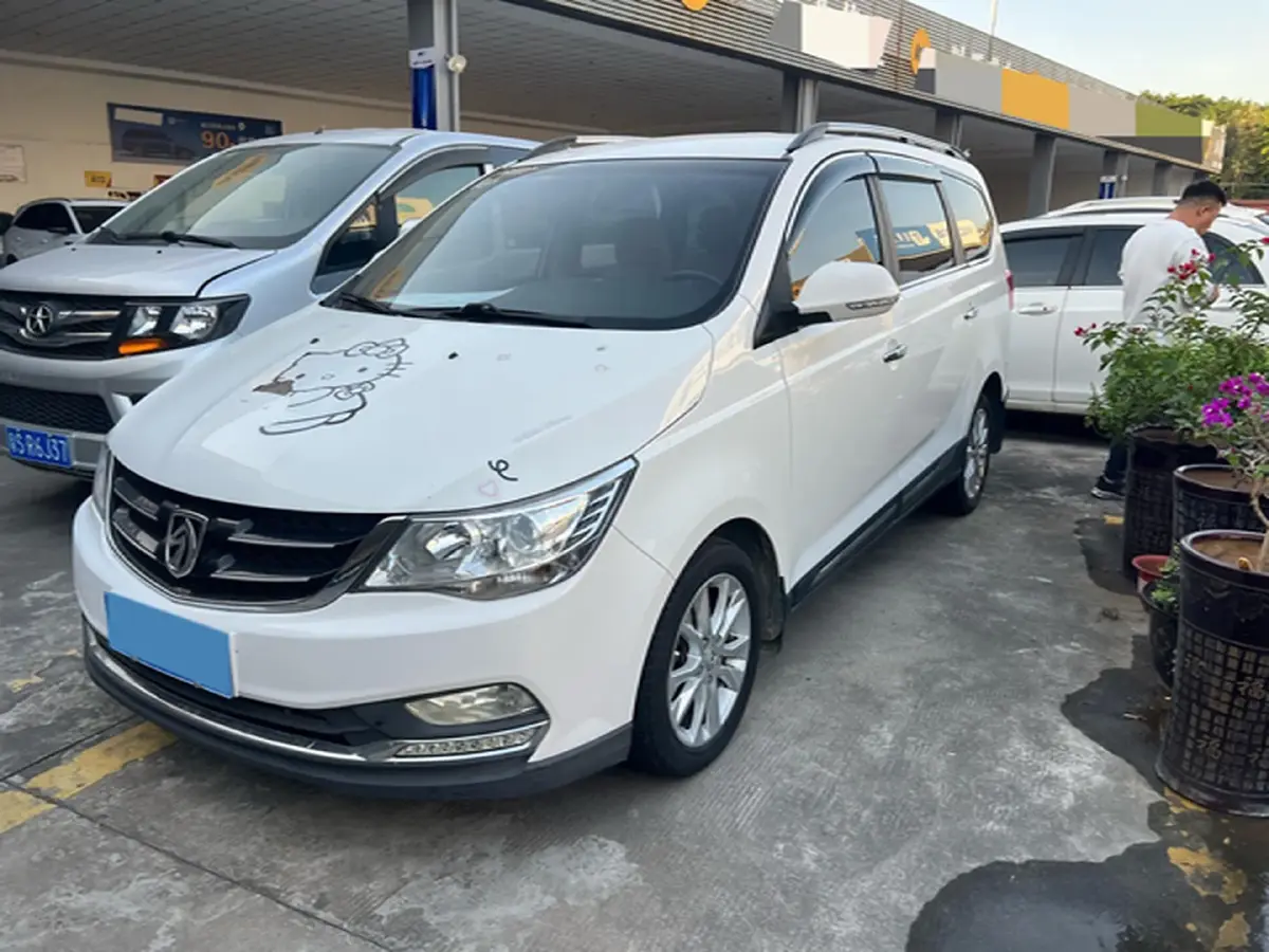 2016 BaoJun 730 1.5L 112HP L4 5MT
