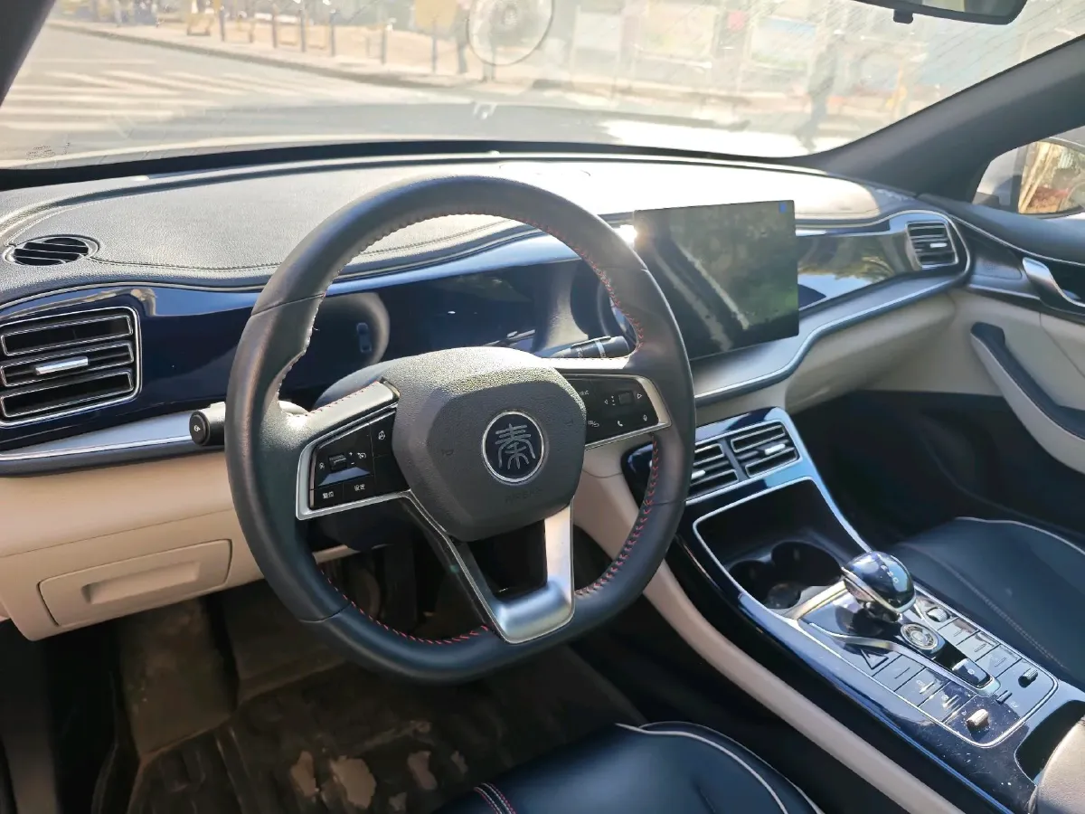 2021 Haval F7 1.5T 169HP L4 7DCT,autocango,china used car exporter,china ev exporter,chinese used car exporter,chinese used ev exporter