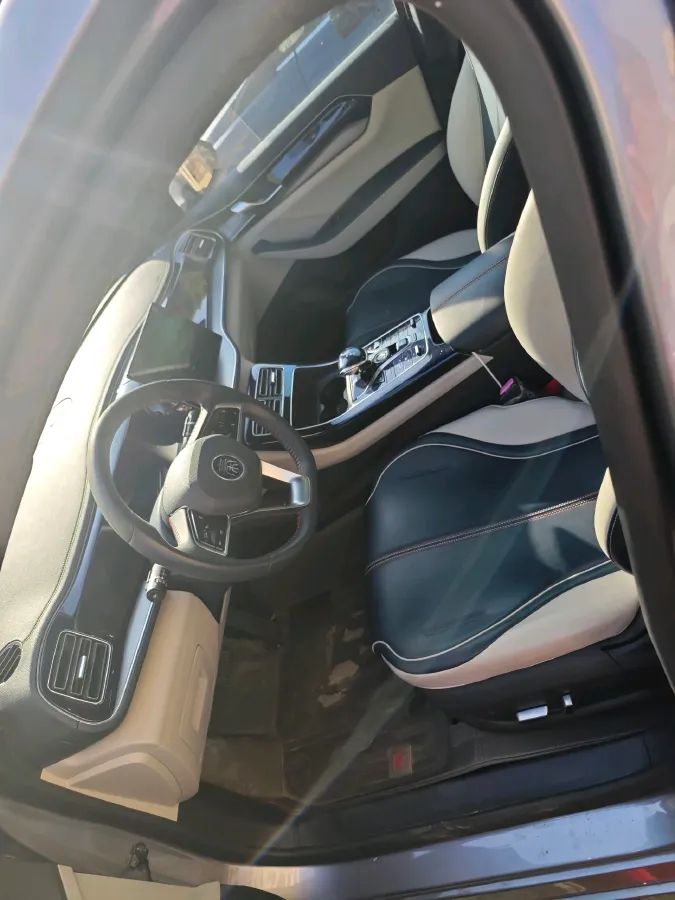 2021 Haval F7 1.5T 169HP L4 7DCT,autocango,china used car exporter,china ev exporter,chinese used car exporter,chinese used ev exporter