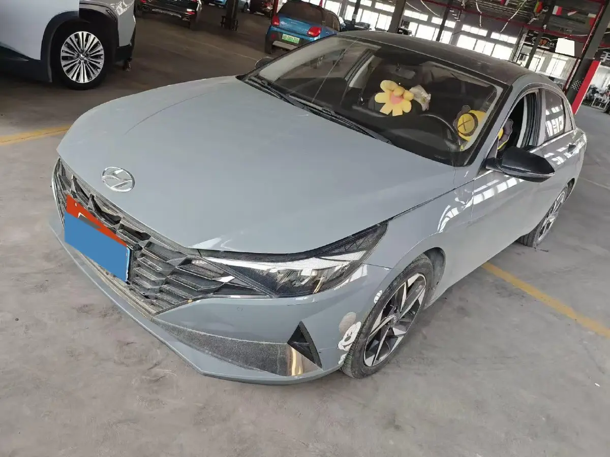 2021 Hyundai Elantra 1.5L 115HP L4 CVT