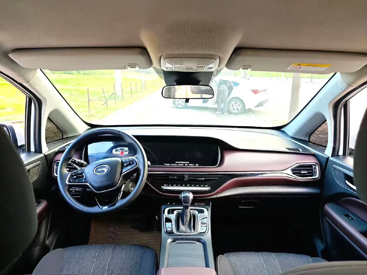 2021 GAC Trumpchi M6 1.5T 169HP L4 7DCT,autocango,china used car exporter,china ev exporter,chinese used car exporter,chinese used ev exporter