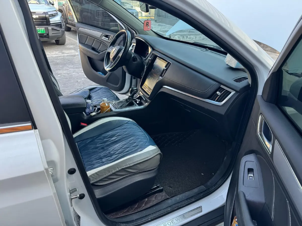 2019 Roewe i6 1.5T 169HP L4 7DCT,autocango,china used car exporter,china ev exporter,chinese used car exporter,chinese used ev exporter