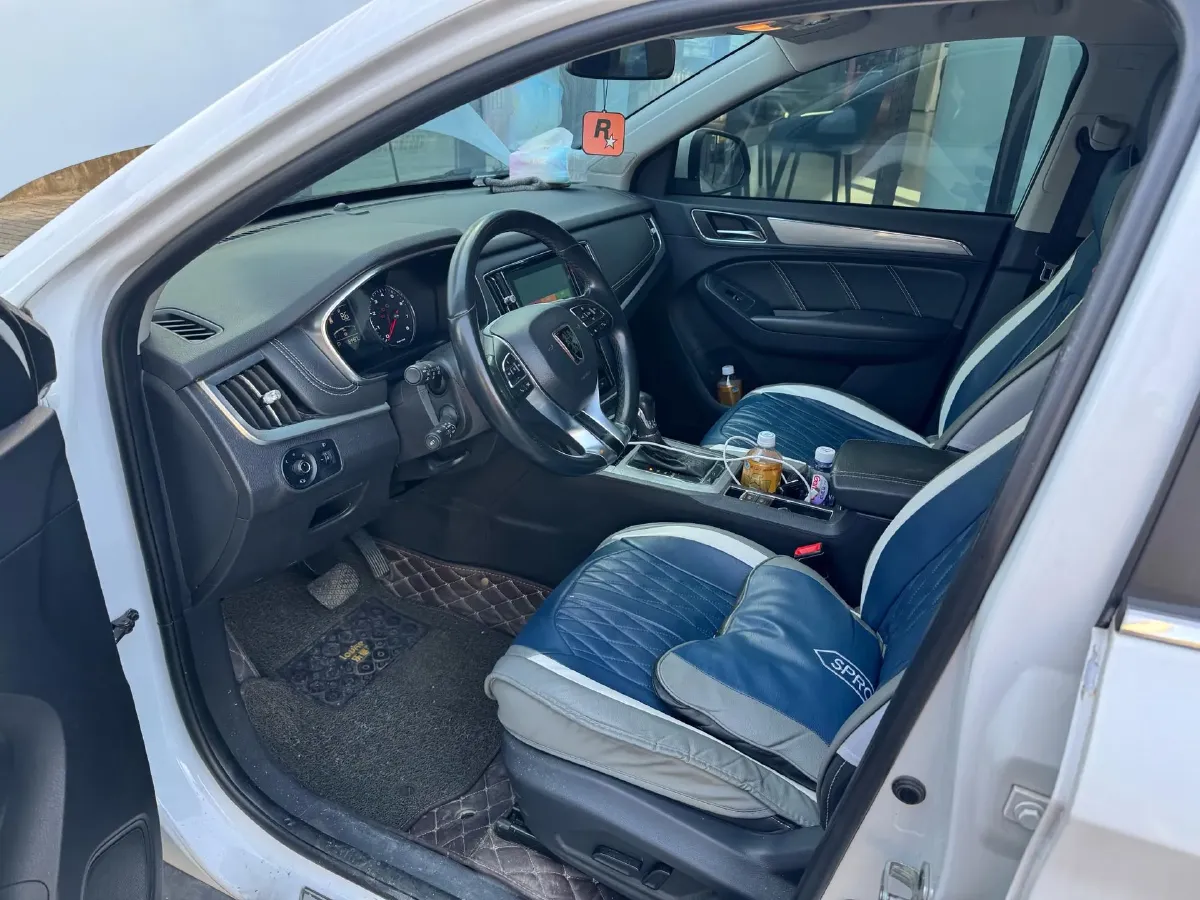 2019 Roewe i6 1.5T 169HP L4 7DCT,autocango,china used car exporter,china ev exporter,chinese used car exporter,chinese used ev exporter