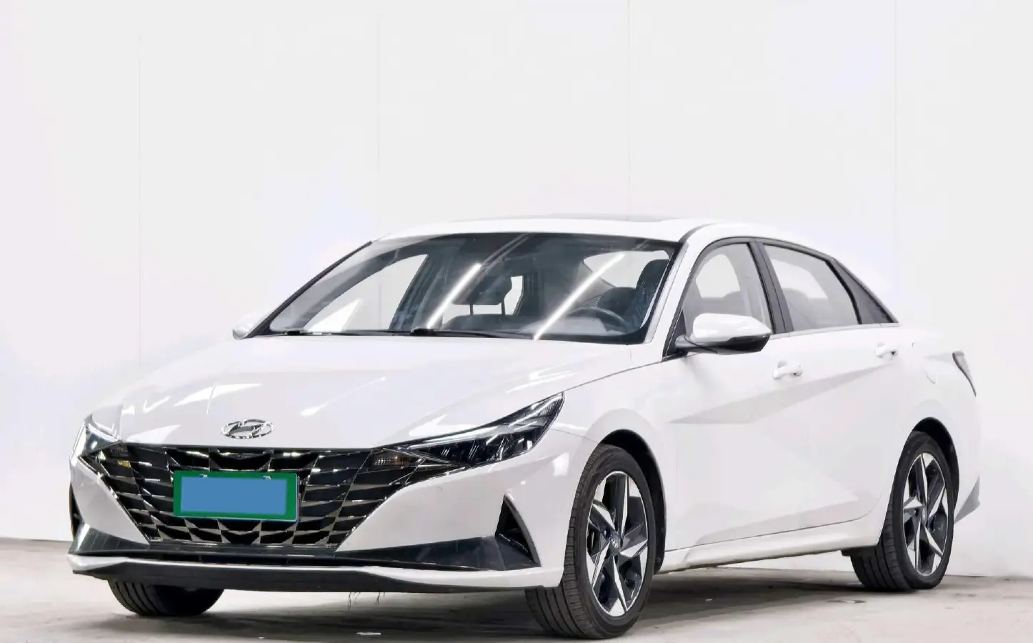 2022 Hyundai Elantra 1.5L 115HP L4 CVT