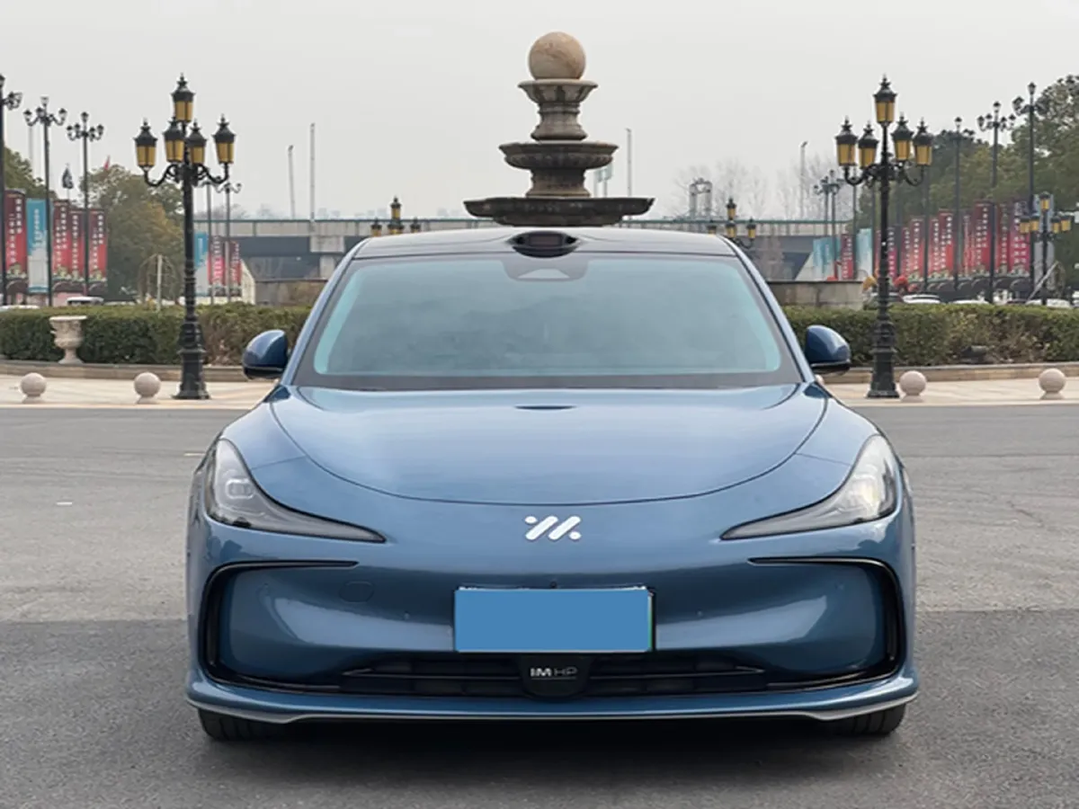 2024 IM L6 BEV 100KWH,autocango,china used car exporter,china ev exporter,chinese used car exporter,chinese used ev exporter