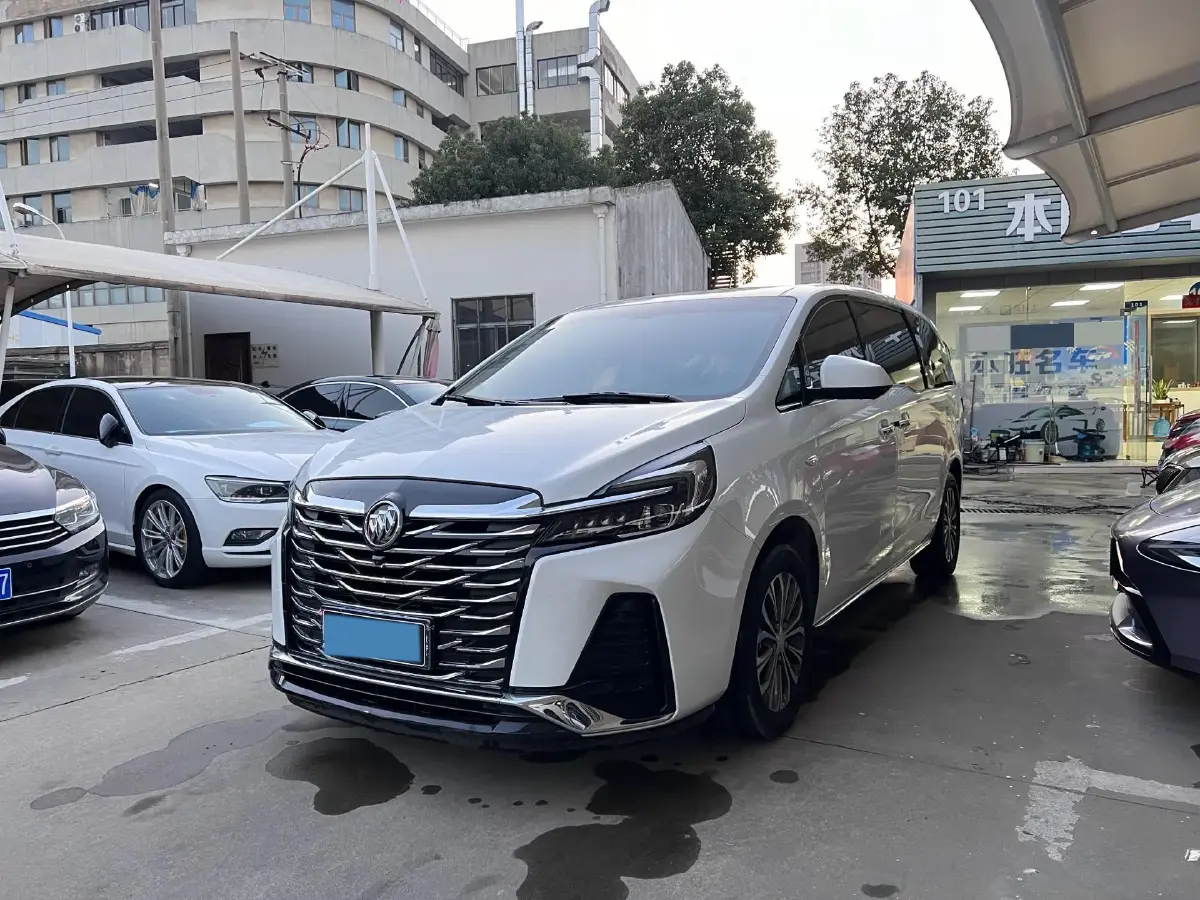 2023 Buick GL8 2.0T 237HP L4 9AT