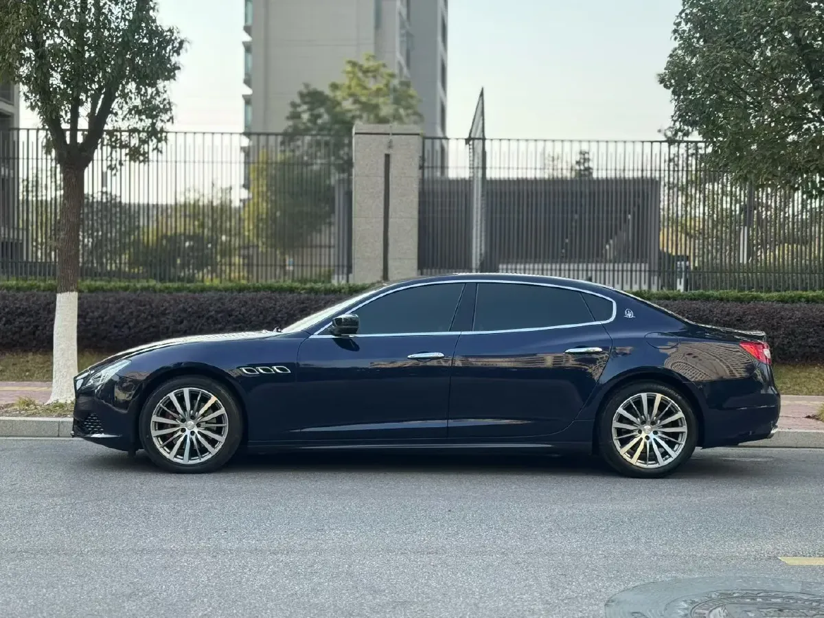 2018 Maserati Quattroporte 3.0T 350HP V6 8AT,autocango,china used car exporter,china ev exporter,chinese used car exporter,chinese used ev exporter