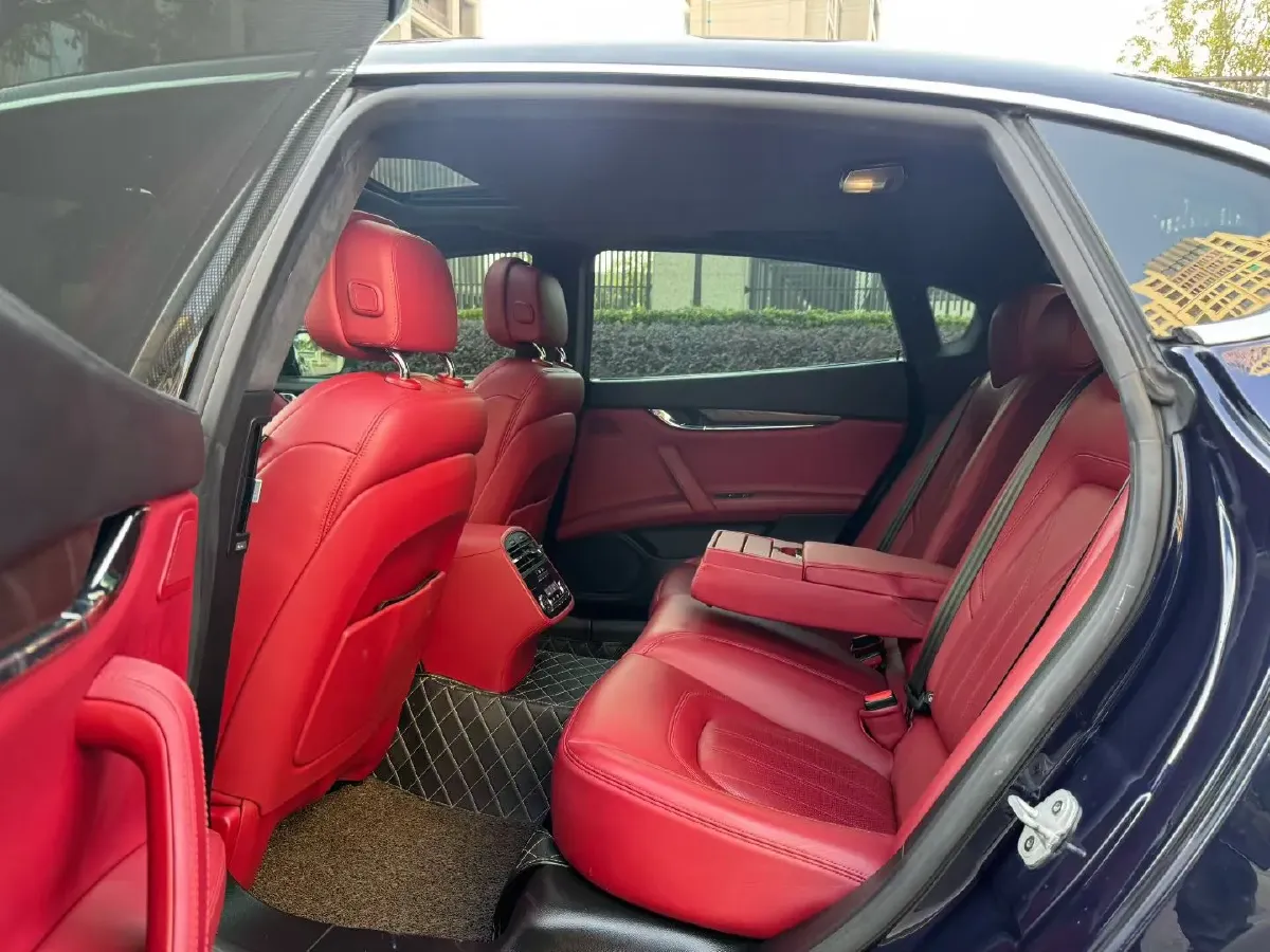 2018 Maserati Quattroporte 3.0T 350HP V6 8AT,autocango,china used car exporter,china ev exporter,chinese used car exporter,chinese used ev exporter