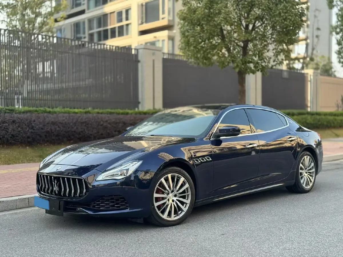 2018 Maserati Quattroporte 3.0T 350HP V6 8AT