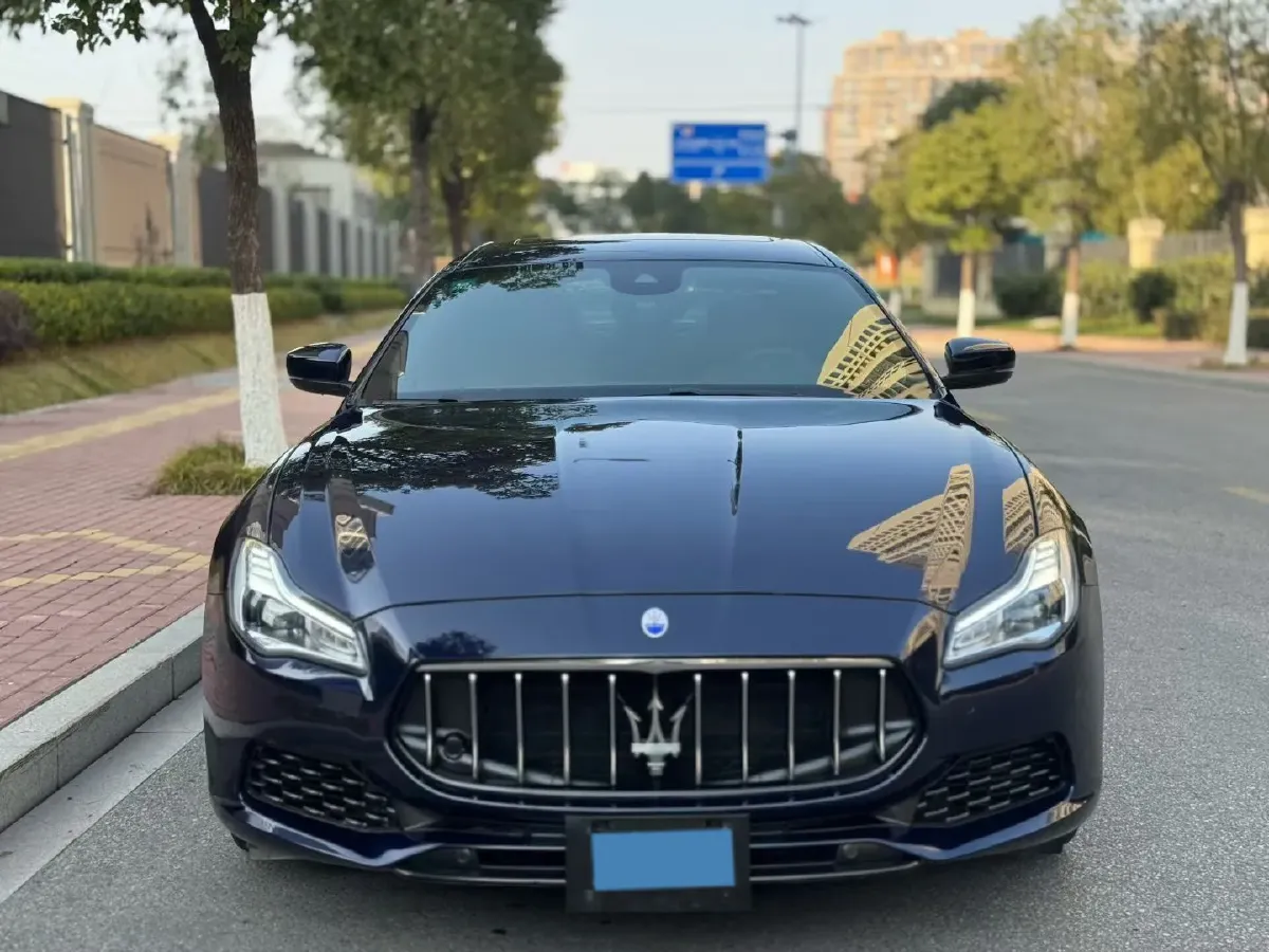 2018 Maserati Quattroporte 3.0T 350HP V6 8AT,autocango,china used car exporter,china ev exporter,chinese used car exporter,chinese used ev exporter