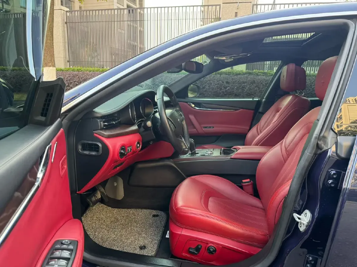 2018 Maserati Quattroporte 3.0T 350HP V6 8AT,autocango,china used car exporter,china ev exporter,chinese used car exporter,chinese used ev exporter