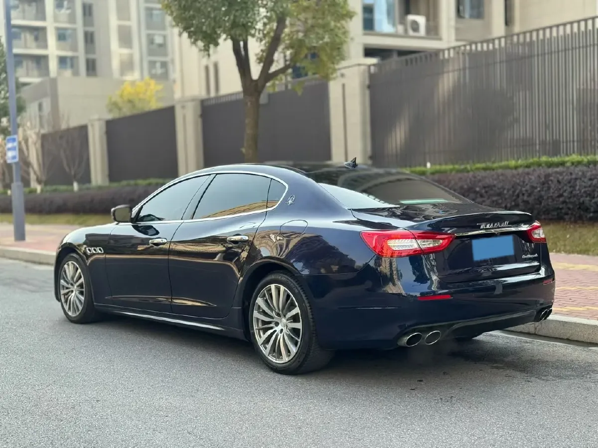 2018 Maserati Quattroporte 3.0T 350HP V6 8AT,autocango,china used car exporter,china ev exporter,chinese used car exporter,chinese used ev exporter