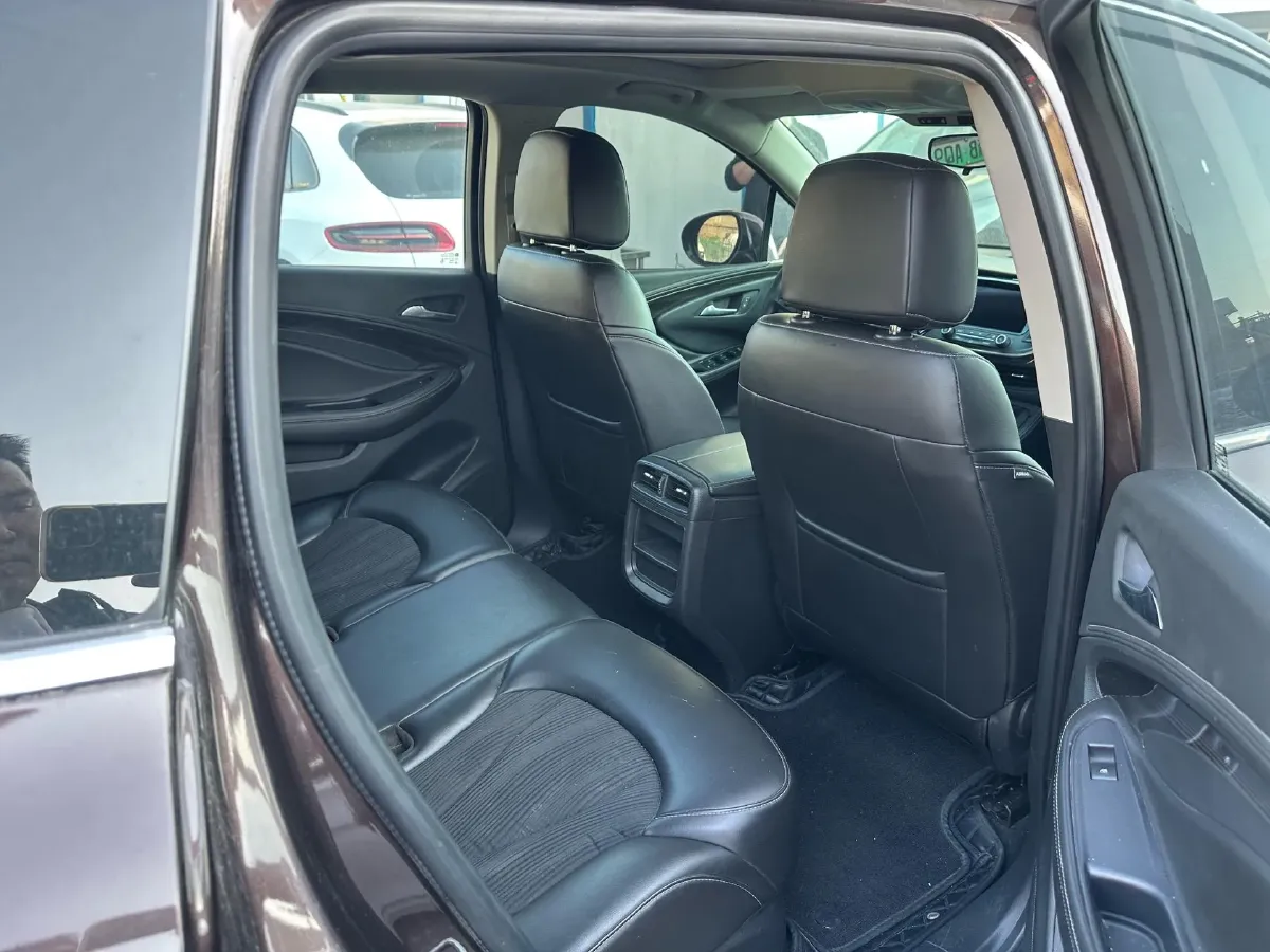 2021 Buick EnvisionPlus 1.5T 169HP L4 7DCT,autocango,china used car exporter,china ev exporter,chinese used car exporter,chinese used ev exporter