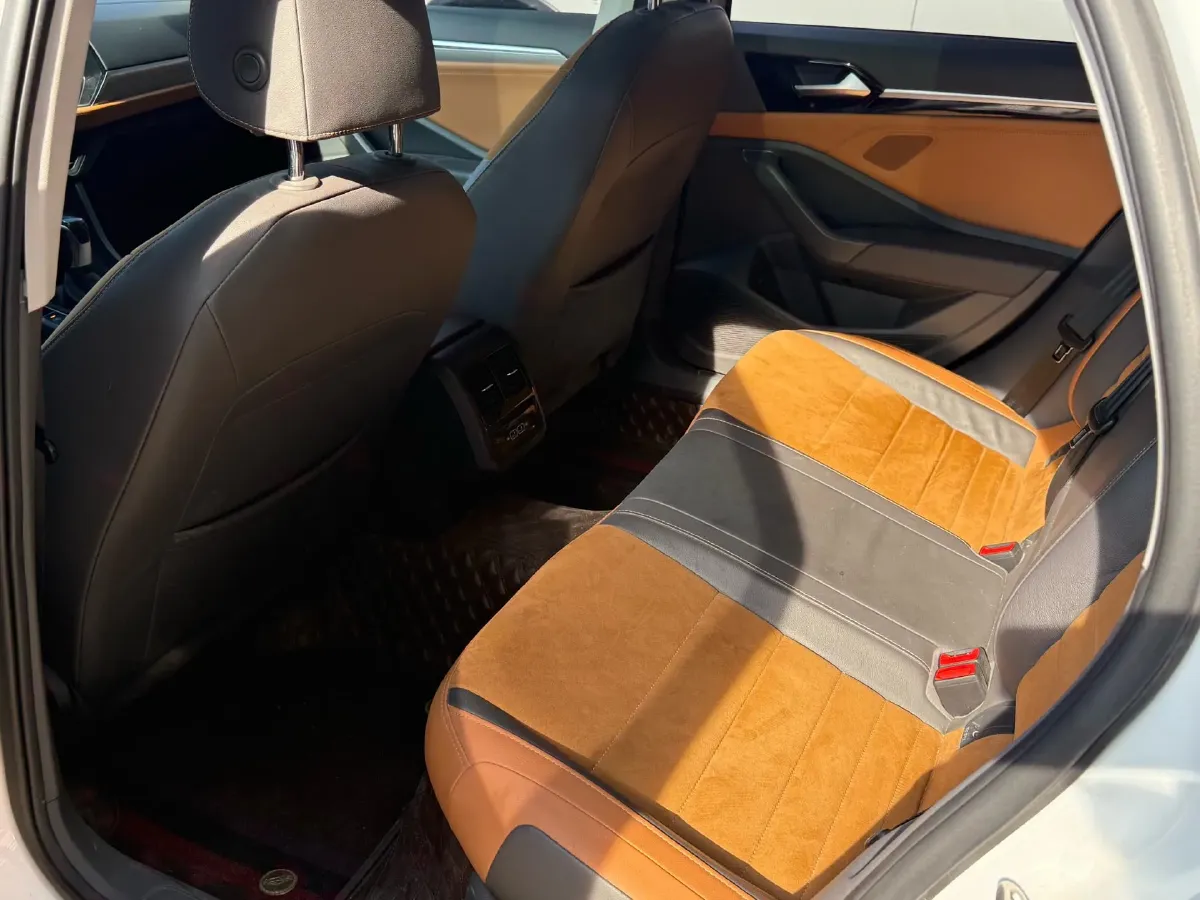 2019 Luxgen Grand 7 MPV 2.0T 188HP L4 6AT,autocango,china used car exporter,china ev exporter,chinese used car exporter,chinese used ev exporter