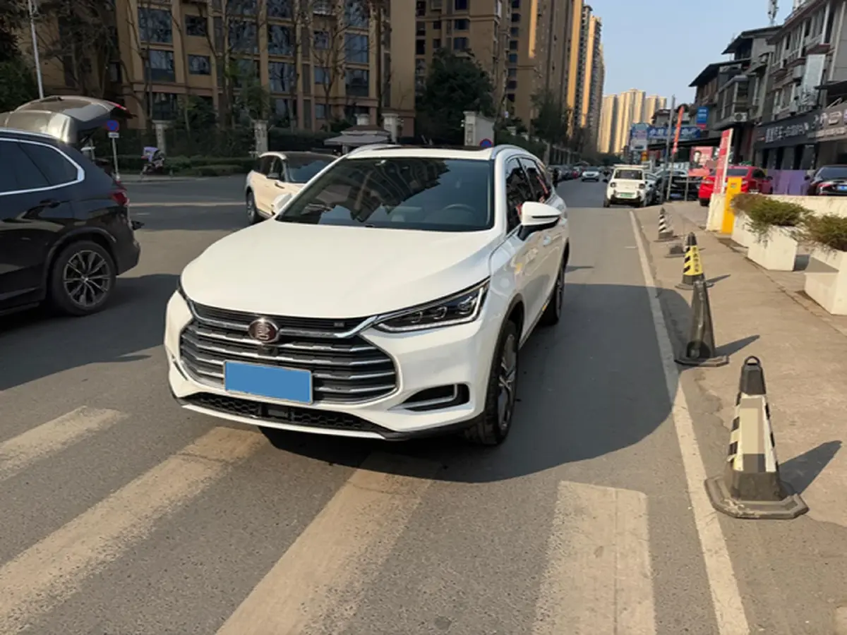 2018 BYD Tang 2.0T 205HP L4 6AT