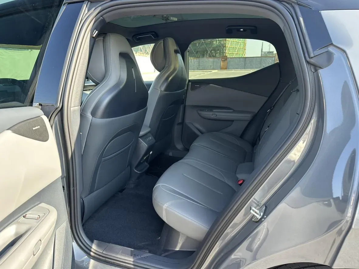 2025 Dongfeng Z9 2.0T 258HP L4 8AT,autocango,china used car exporter,china ev exporter,chinese used car exporter,chinese used ev exporter