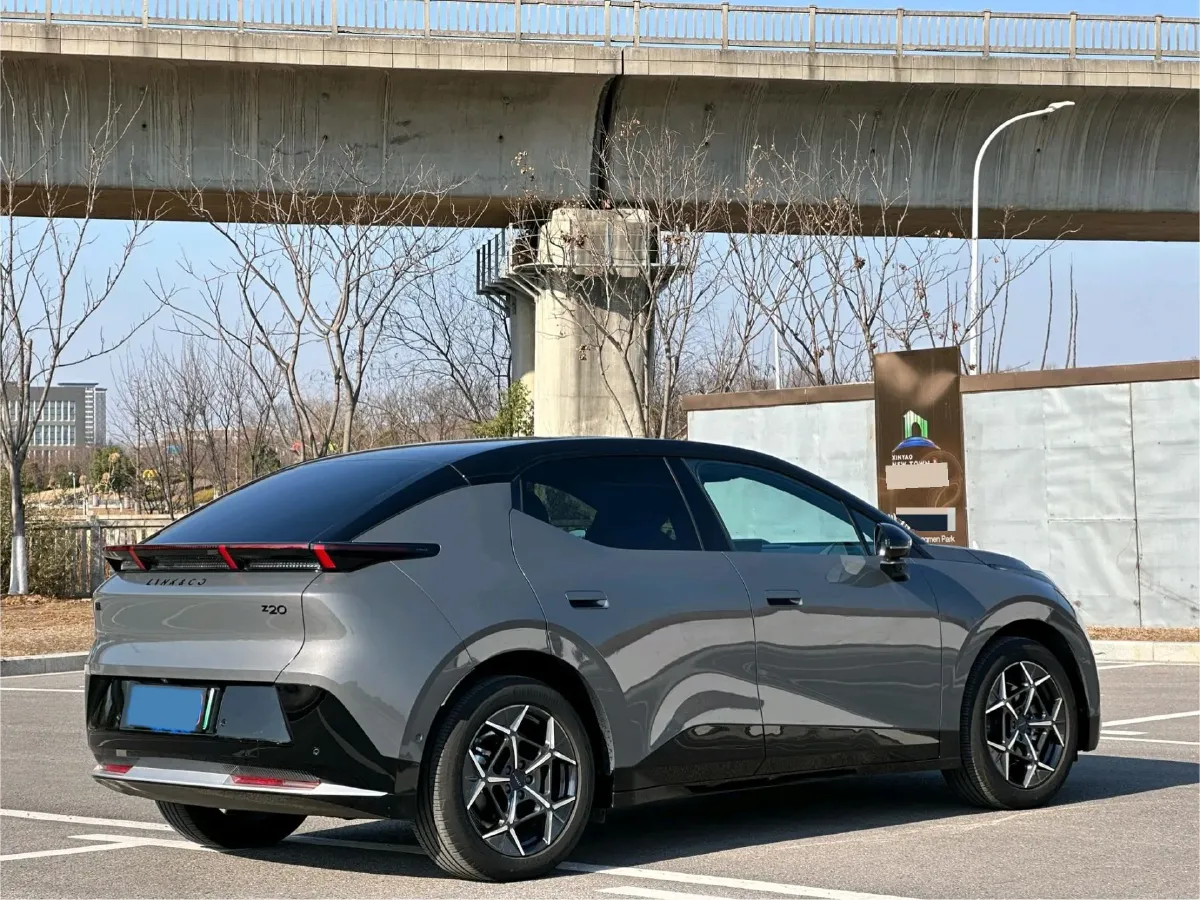 2025 Dongfeng Z9 2.0T 258HP L4 8AT,autocango,china used car exporter,china ev exporter,chinese used car exporter,chinese used ev exporter