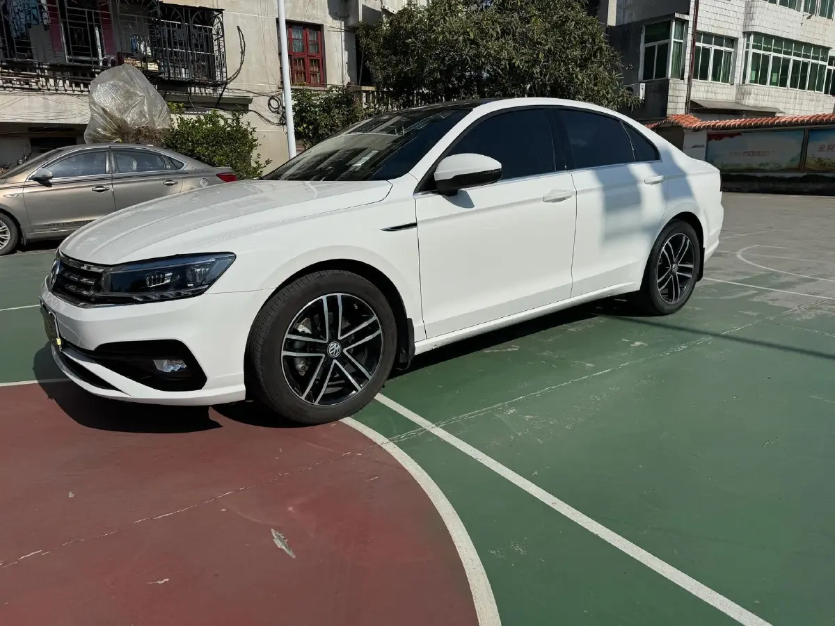 2021 Volkswagen Lamando 1.4T 150HP L4 7DCT