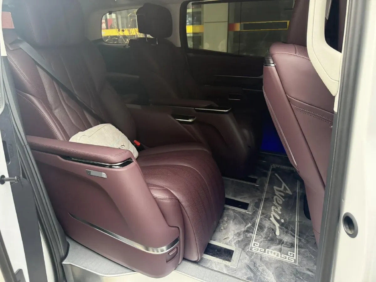 2023 Buick Century 2.0T 237HP L4 9AT,autocango,china used car exporter,china ev exporter,chinese used car exporter,chinese used ev exporter