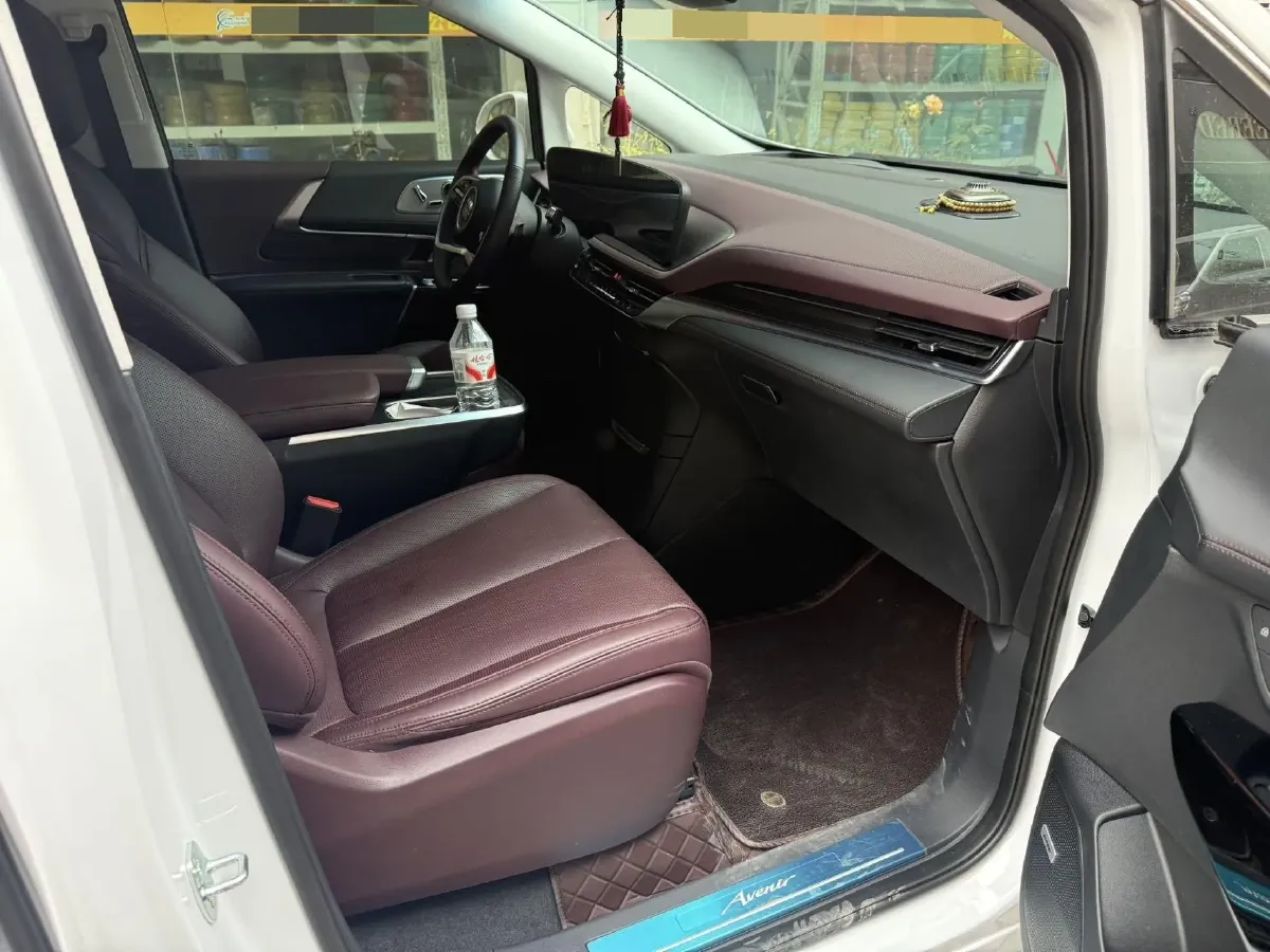 2023 Buick Century 2.0T 237HP L4 9AT,autocango,china used car exporter,china ev exporter,chinese used car exporter,chinese used ev exporter