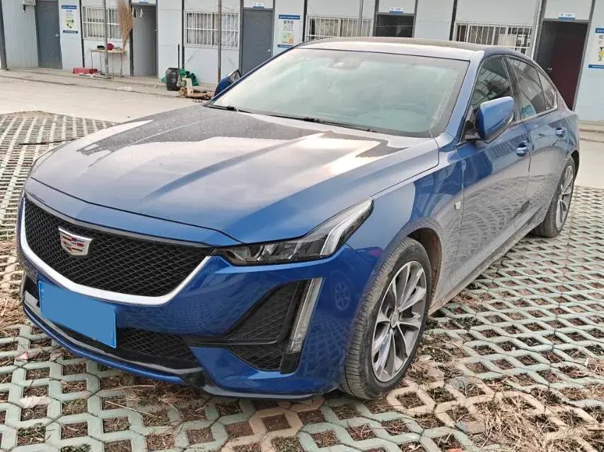 2020 Cadillac CT5 2.0T 237HP L4 10AT