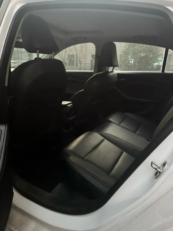 2021 MG 5 1.5L 120HP L4 5MT,autocango,china used car exporter,china ev exporter,chinese used car exporter,chinese used ev exporter