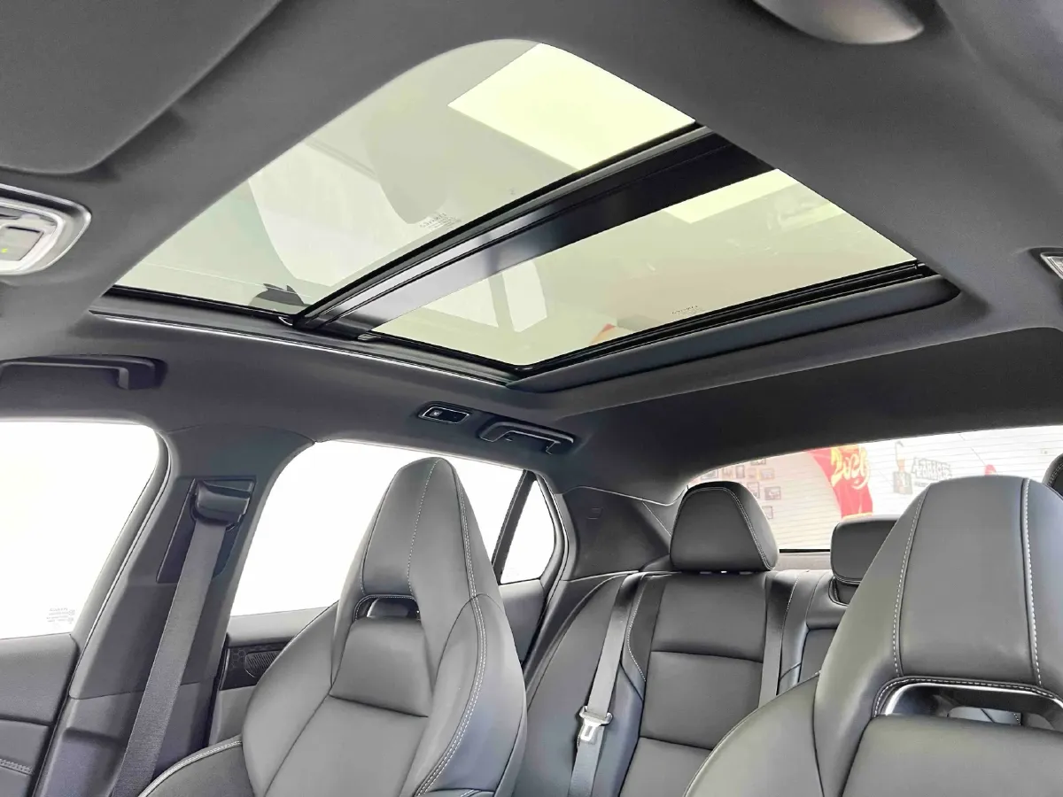 2022 LYNK&CO 03 2.0T 190HP L4 7DCT,autocango,china used car exporter,china ev exporter,chinese used car exporter,chinese used ev exporter