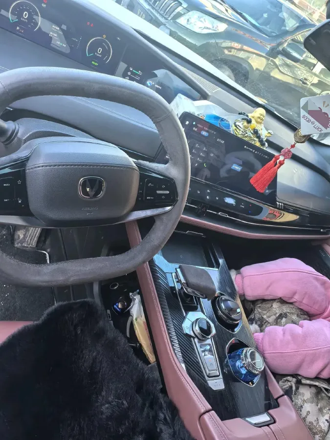 2023 ChangAn UNI-K iDD 1.5T 170HP L4 6TCT PHEV 28.39KWH,autocango,china used car exporter,china ev exporter,chinese used car exporter,chinese used ev exporter