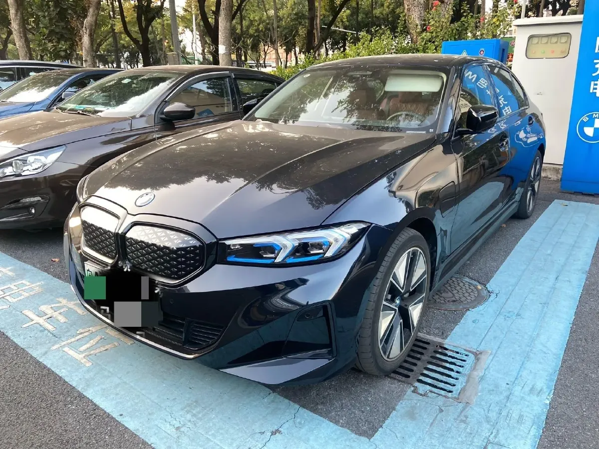 2025 BMW i3 BEV 79.05KWH,autocango,china used car exporter,china ev exporter,chinese used car exporter,chinese used ev exporter