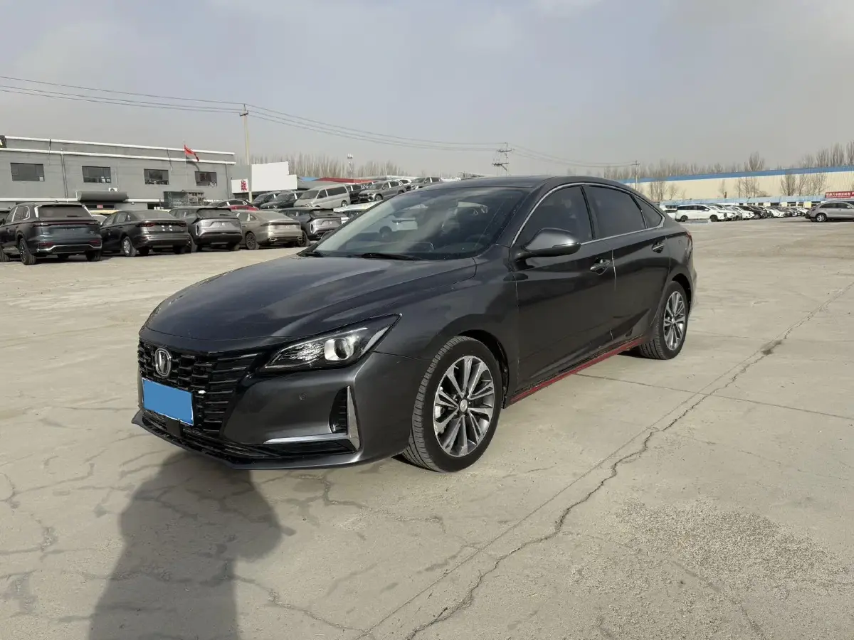 2021 ChangAn Raeton CC 1.5T 180HP L4 7DCT