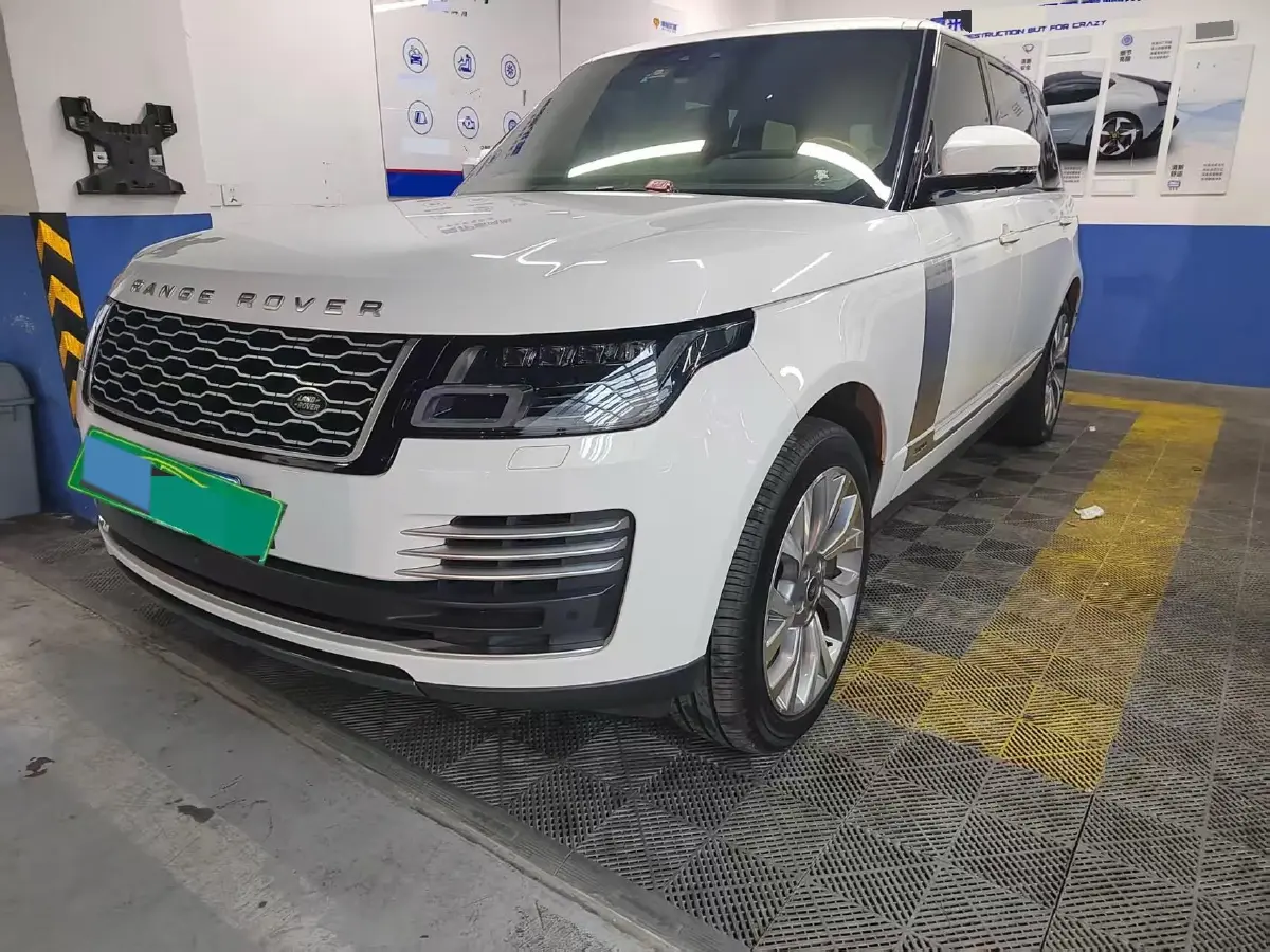 2018 Land Rover Range Rover 3.0T 381HP V6 8AT