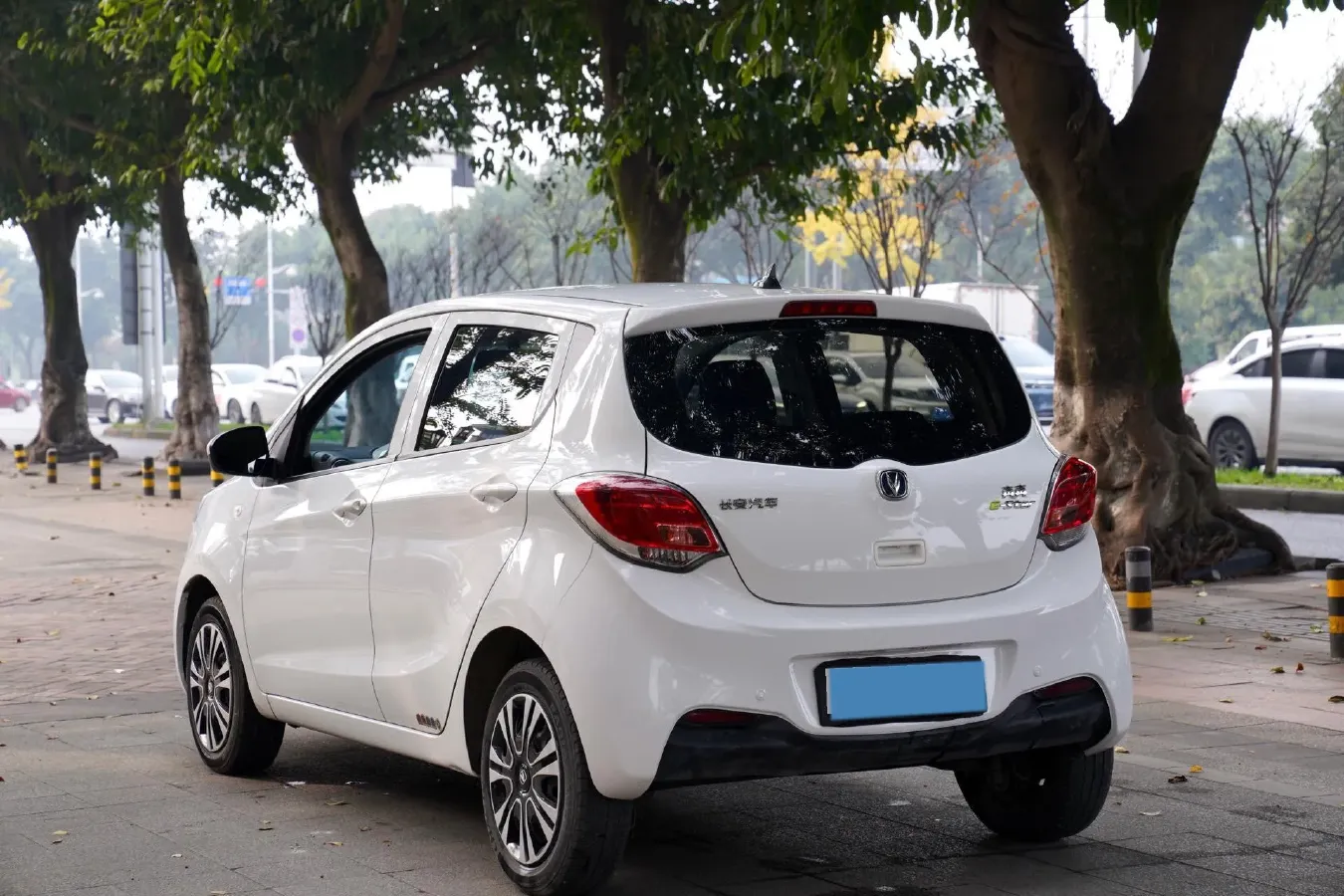 2020 ChangAn BenBen E-Star BEV 32.2KWH,autocango,china used car exporter,china ev exporter,chinese used car exporter,chinese used ev exporter