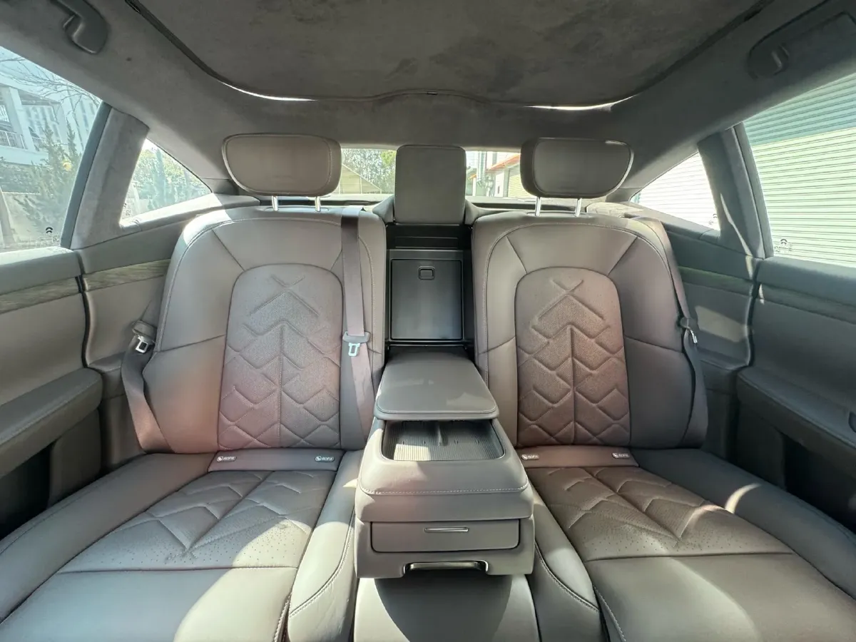 2024 Mercedes-Benz EQE SUV BEV 96.1KWH,autocango,china used car exporter,china ev exporter,chinese used car exporter,chinese used ev exporter