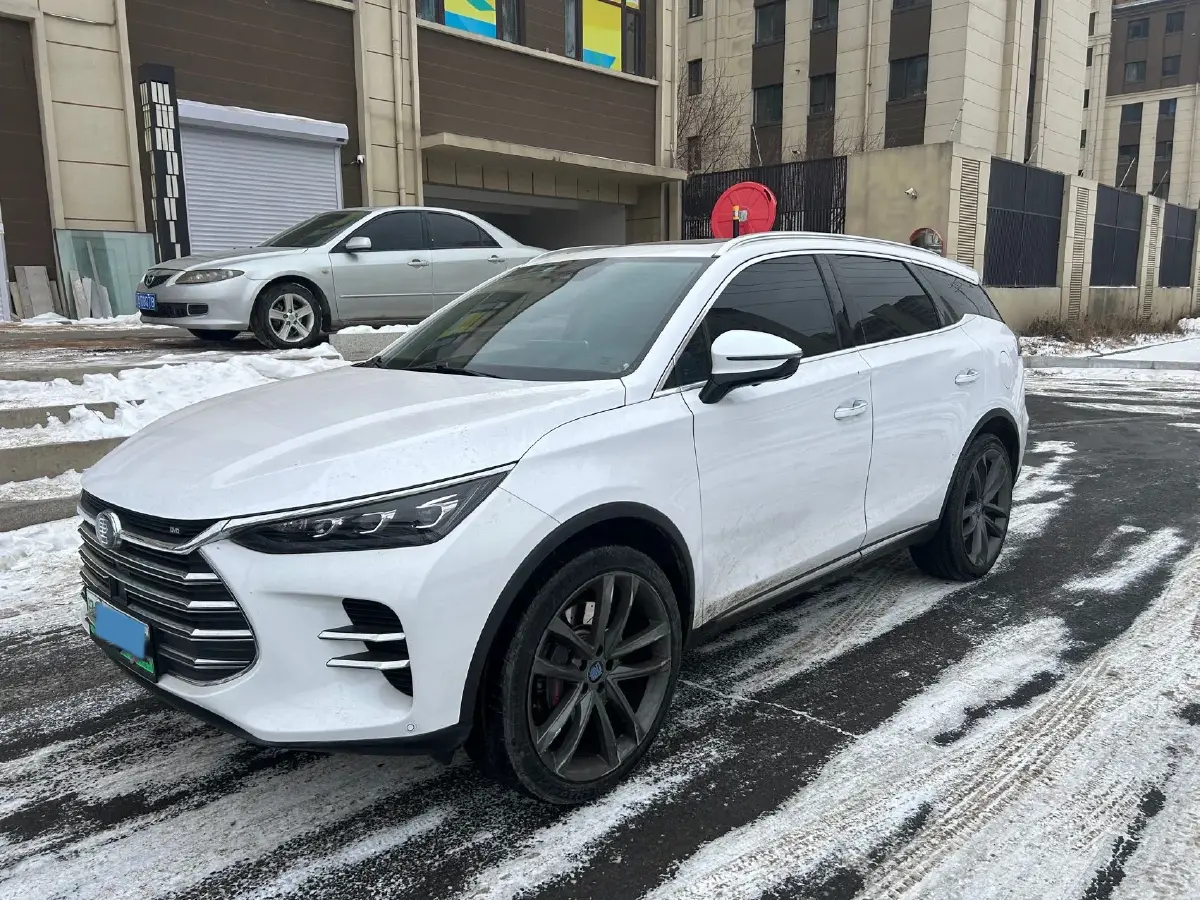 2018 BYD Tang 2.0T 205HP L4 6DCT PHEV 23.97KWH