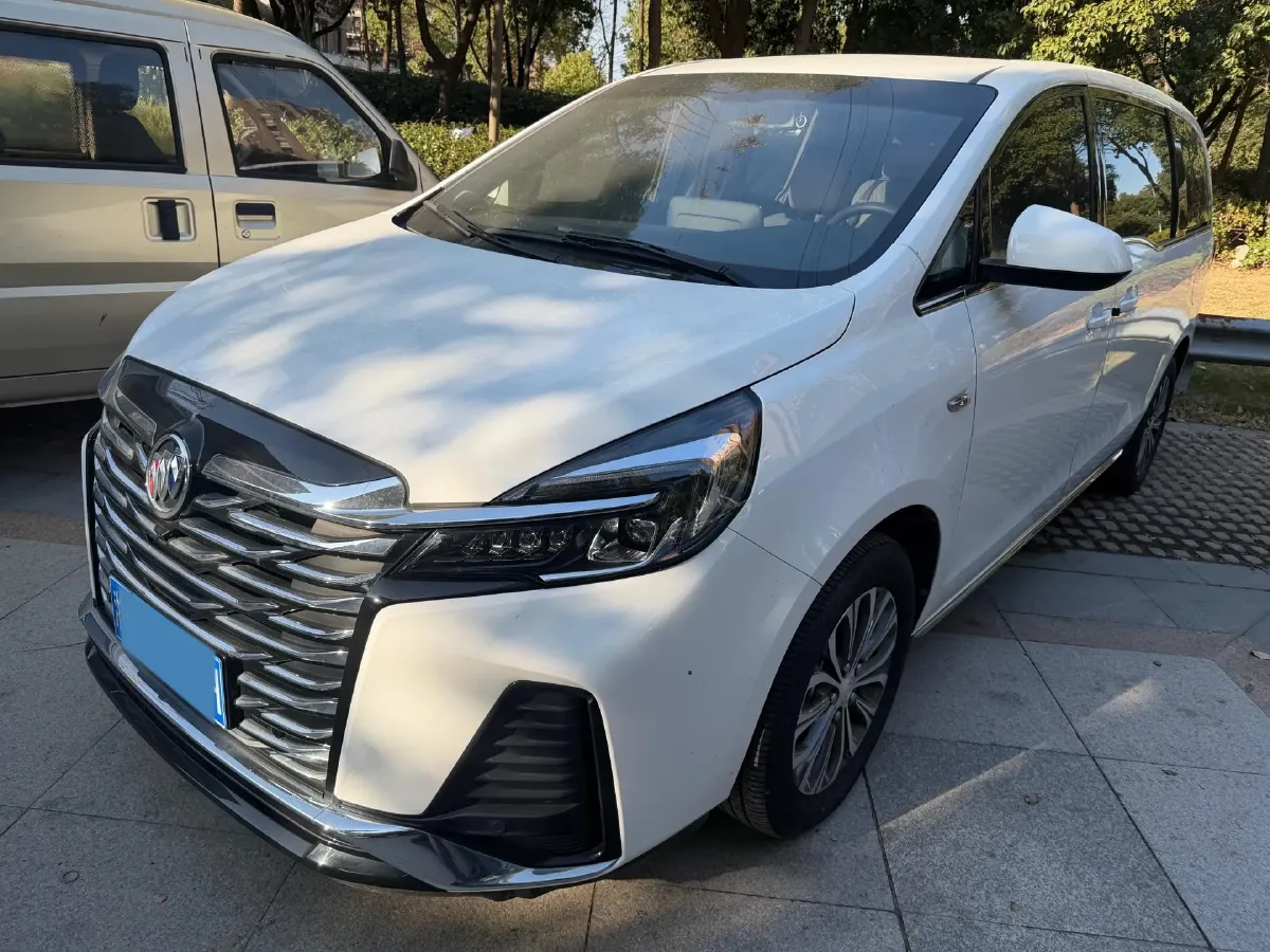2023 Buick GL8 2.0T 237HP L4 9AT,autocango,china used car exporter,china ev exporter,chinese used car exporter,chinese used ev exporter