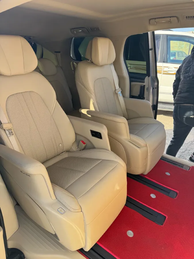 2025 Buick GL8 1.5T 180HP L4 2DHT PHEV,autocango,china used car exporter,china ev exporter,chinese used car exporter,chinese used ev exporter