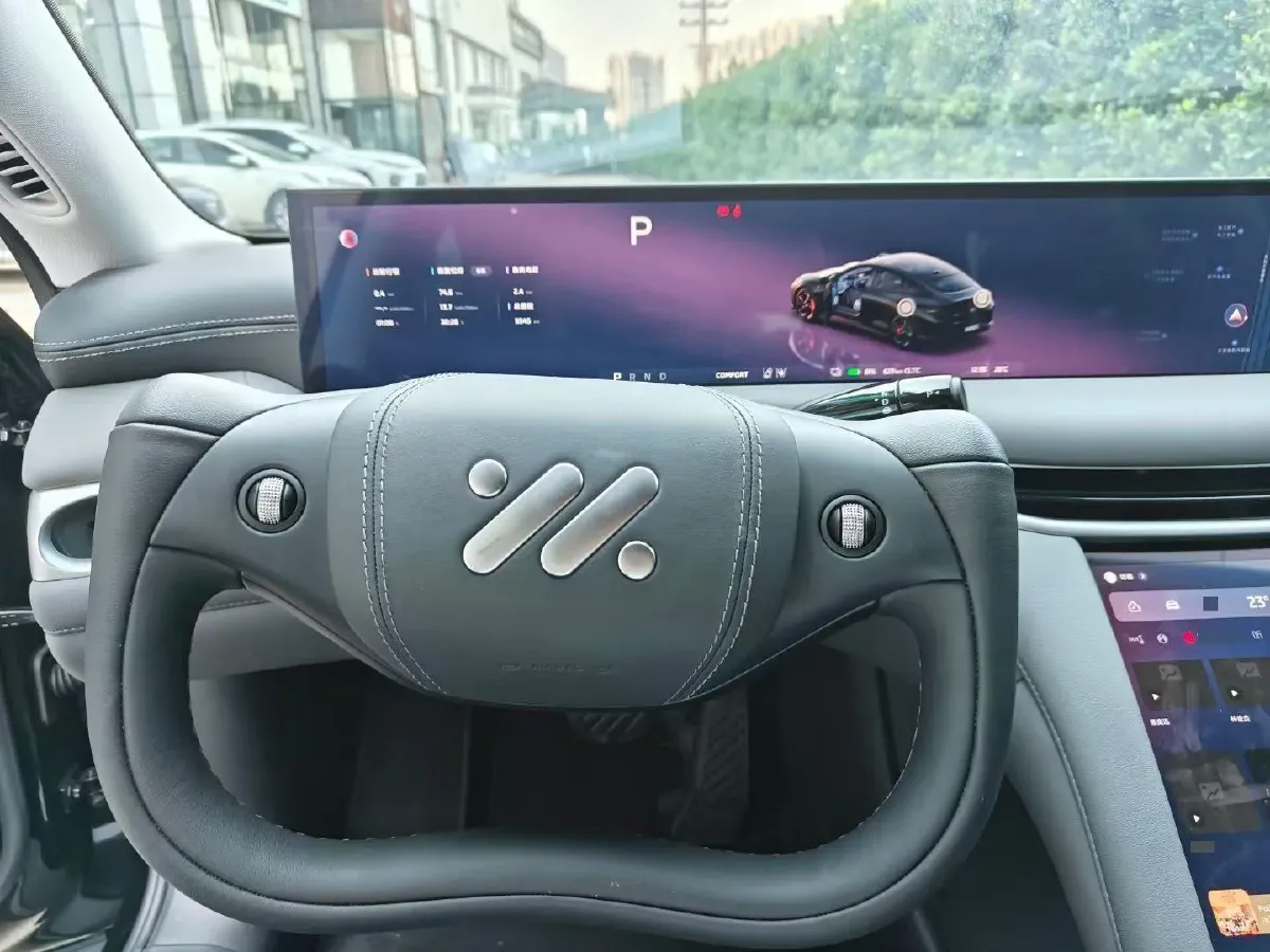 2024 IM L6 BEV 75KWH,autocango,china used car exporter,china ev exporter,chinese used car exporter,chinese used ev exporter