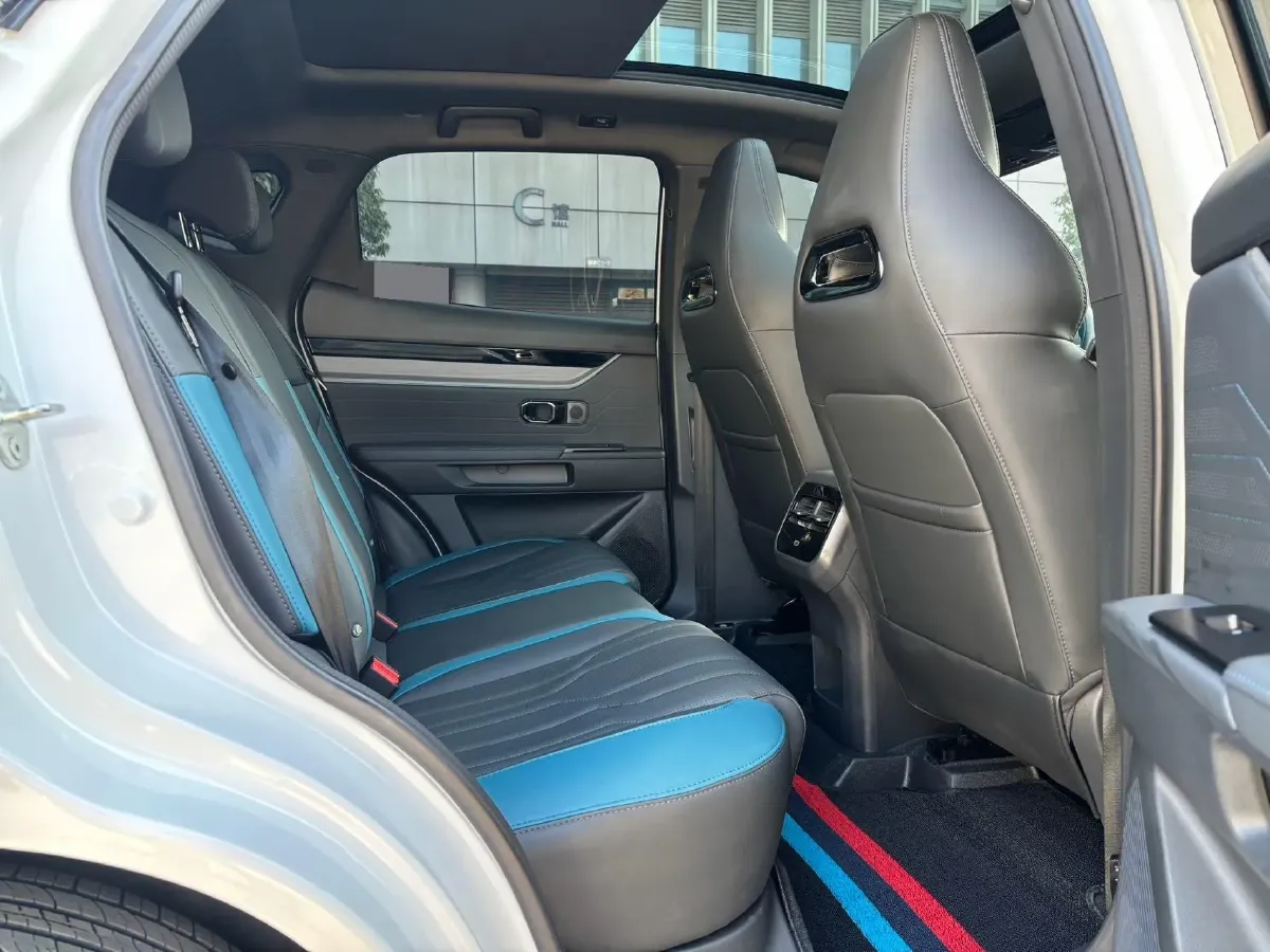 2024 Jetour ShanHai L6 1.5T 156HP L4 1DHT PHEV 19.43KWH,autocango,china used car exporter,china ev exporter,chinese used car exporter,chinese used ev exporter