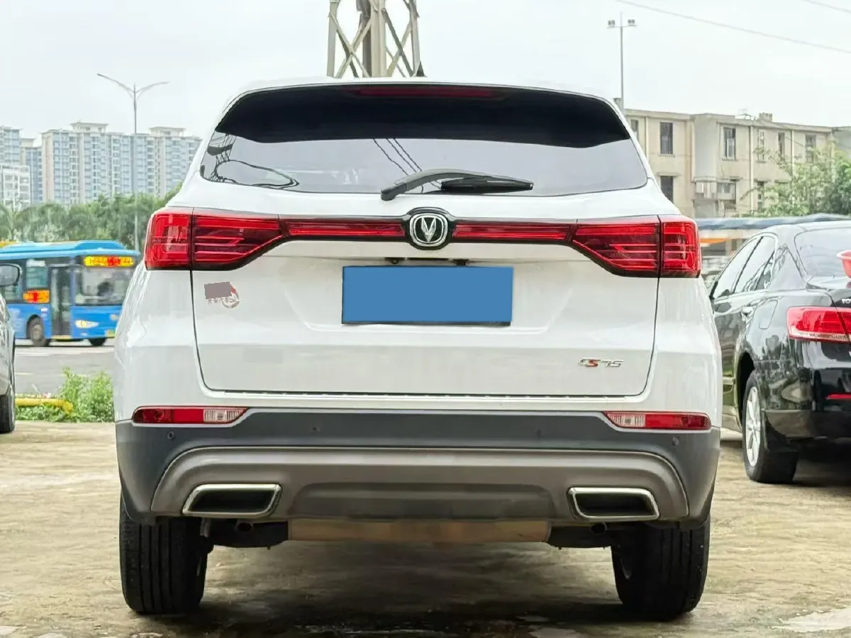 2022 ChangAn CS75 1.5T 180HP L4 7DCT,autocango,china used car exporter,china ev exporter,chinese used car exporter,chinese used ev exporter