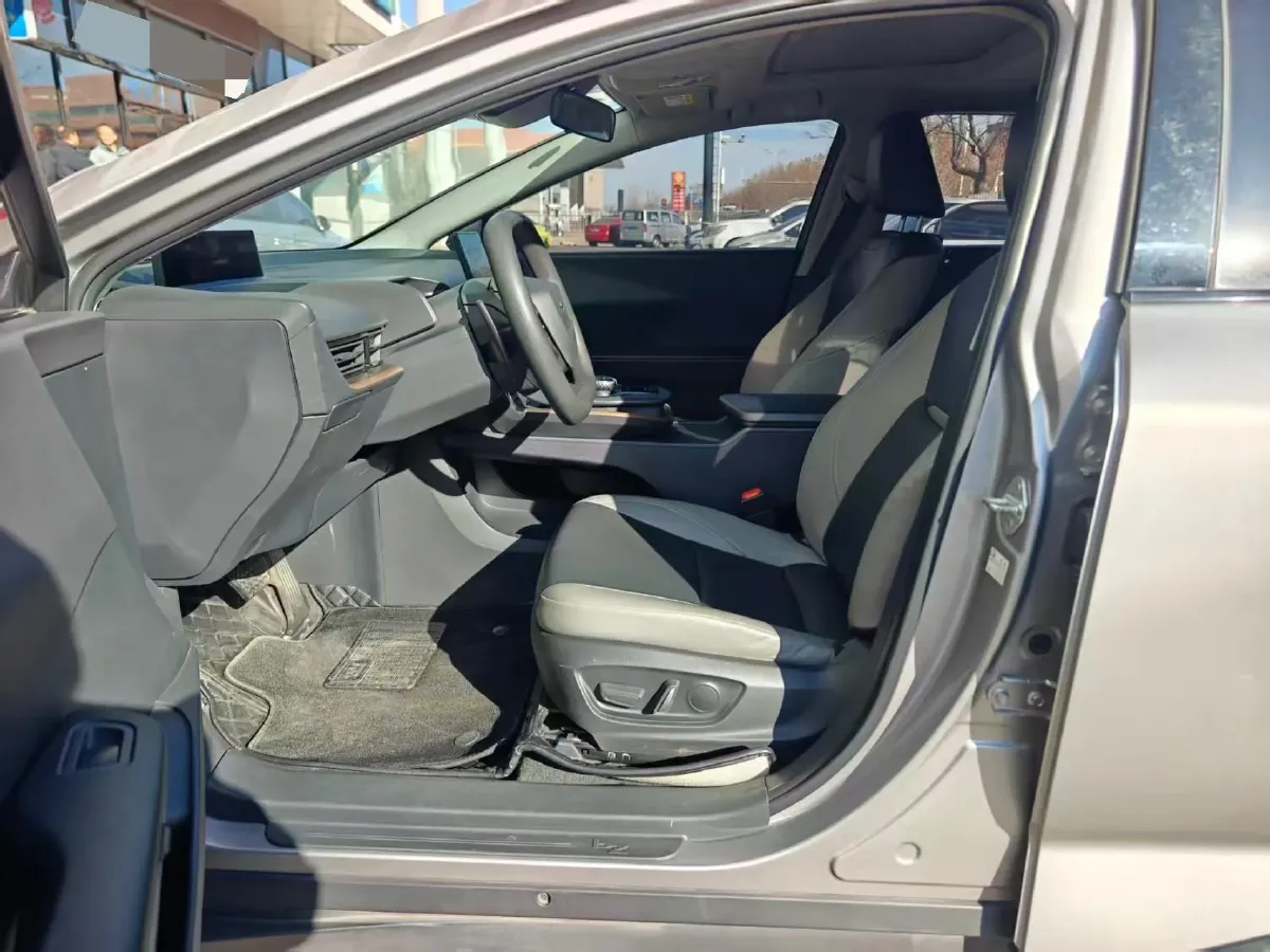 2023 Toyota bZ3 BEV 49.92KWH,autocango,china used car exporter,china ev exporter,chinese used car exporter,chinese used ev exporter