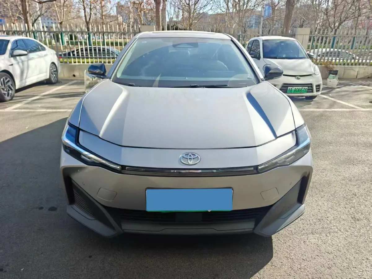 2023 Toyota bZ3 BEV 49.92KWH,autocango,china used car exporter,china ev exporter,chinese used car exporter,chinese used ev exporter