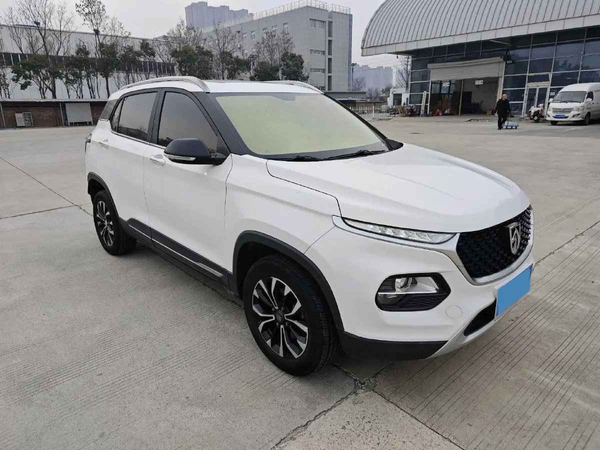 2018 KaiYi E3 1.6L 110HP L4 5MT,autocango,china used car exporter,china ev exporter,chinese used car exporter,chinese used ev exporter