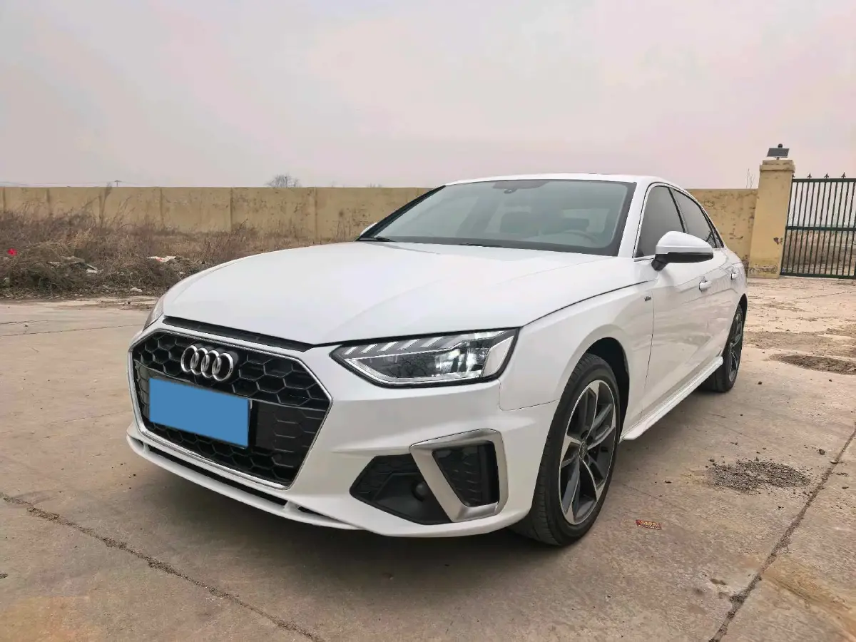 2020 Audi A4L 2.0T 190HP L4 7DCT