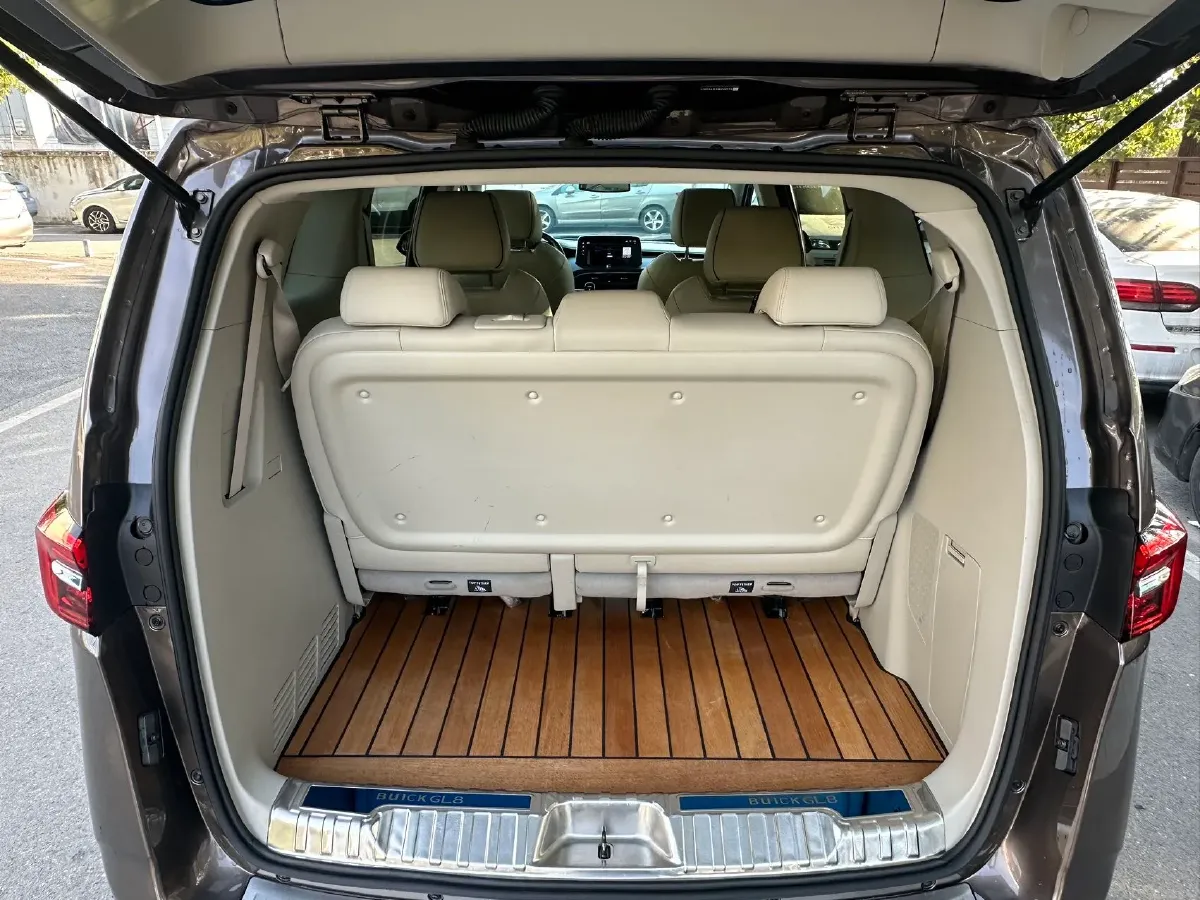 2020 Buick GL8 2.0T 237HP L4 9AT,autocango,china used car exporter,china ev exporter,chinese used car exporter,chinese used ev exporter