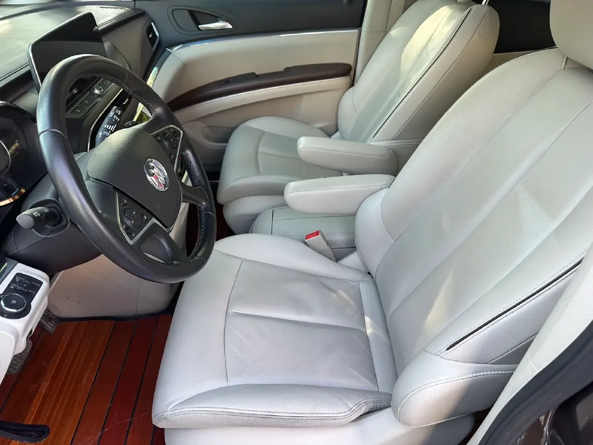 2020 Buick GL8 2.0T 237HP L4 9AT,autocango,china used car exporter,china ev exporter,chinese used car exporter,chinese used ev exporter