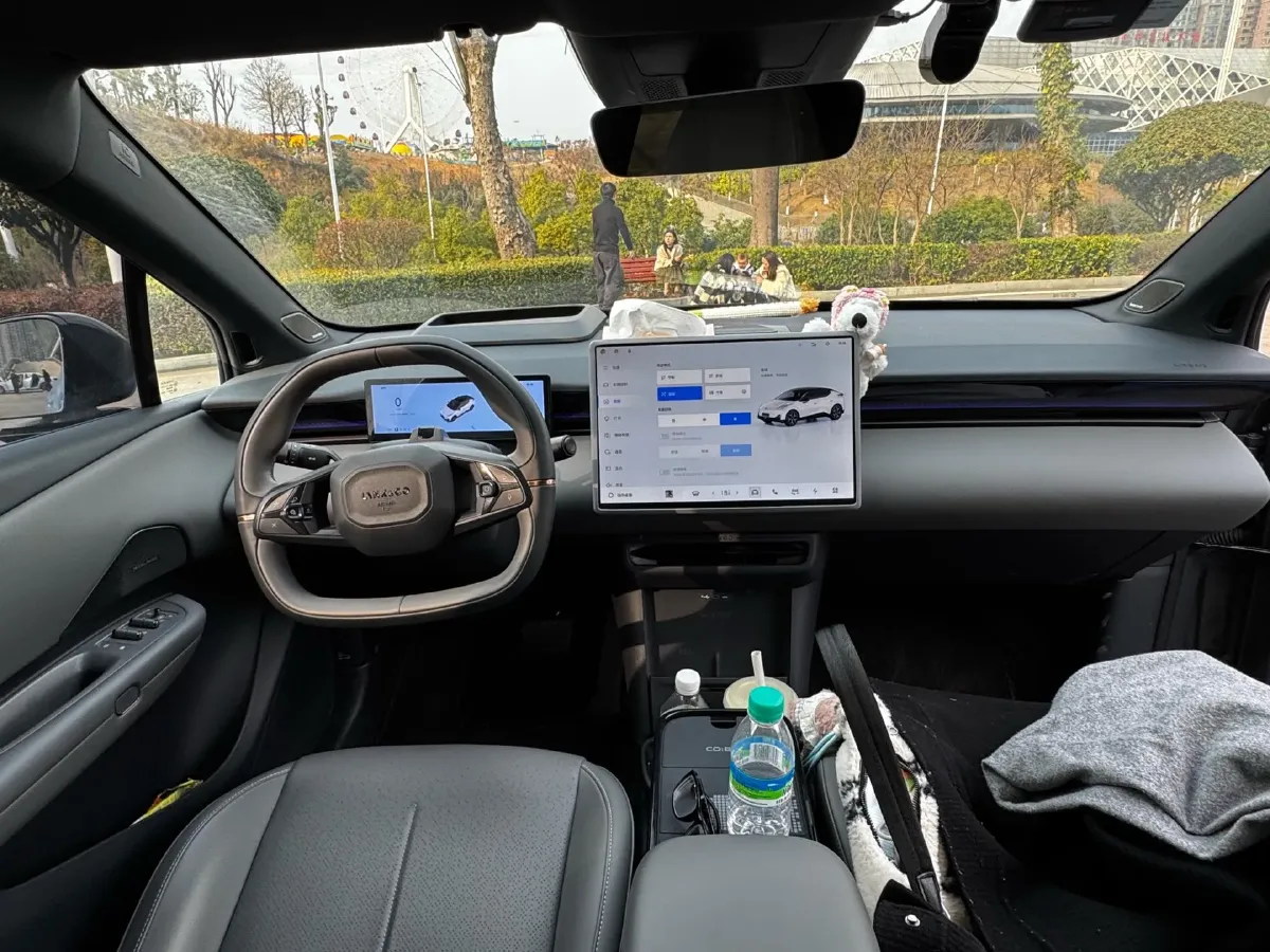 2025 Dongfeng Z9 2.0T 258HP L4 8AT,autocango,china used car exporter,china ev exporter,chinese used car exporter,chinese used ev exporter